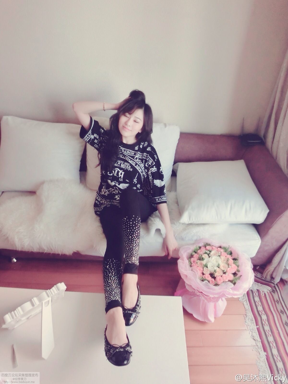 网红嫩模吴沐熙 - 微博自拍+写真图片全集(二)[82](第32页)
