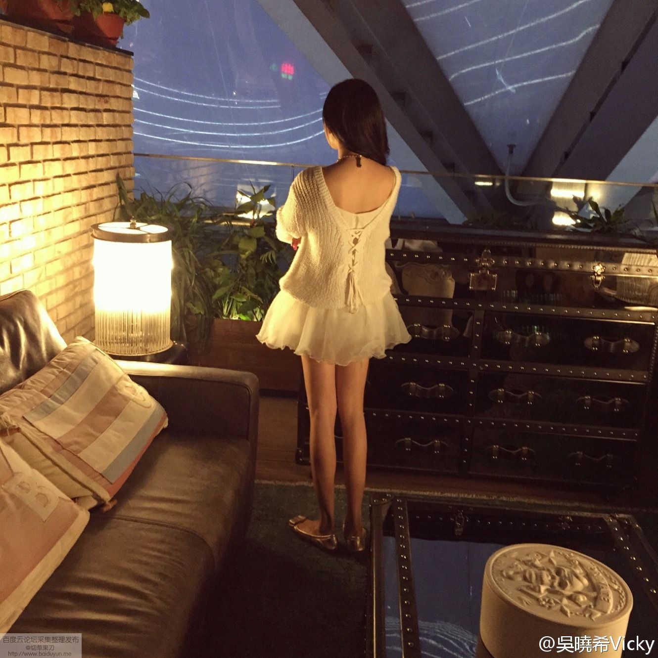 网红嫩模吴沐熙 - 微博自拍+写真图片全集(二)[82](第68页)