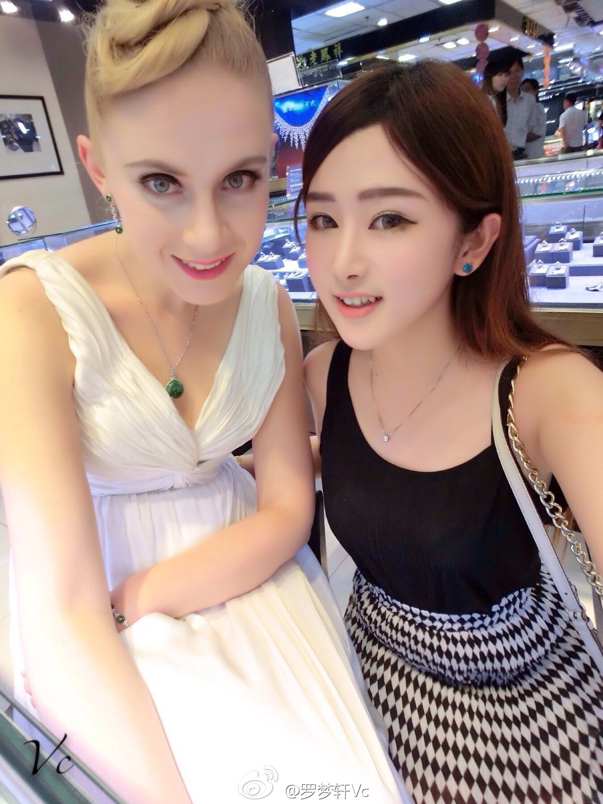 YY主播罗梦轩Vc - 微博自拍美照+生活照+写真图片全集[248](第113页)