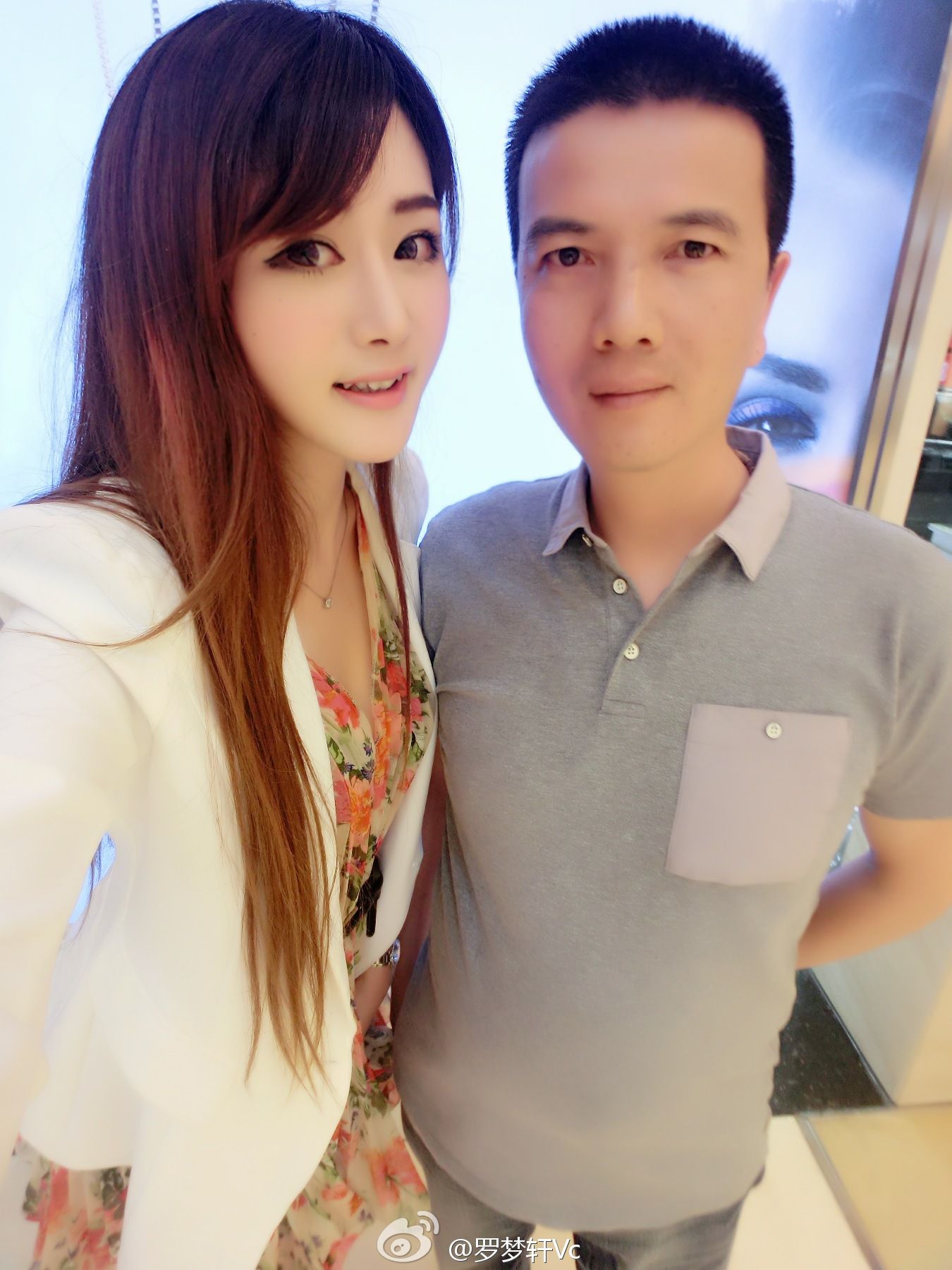 YY主播罗梦轩Vc - 微博自拍美照+生活照+写真图片全集[248](第146页)