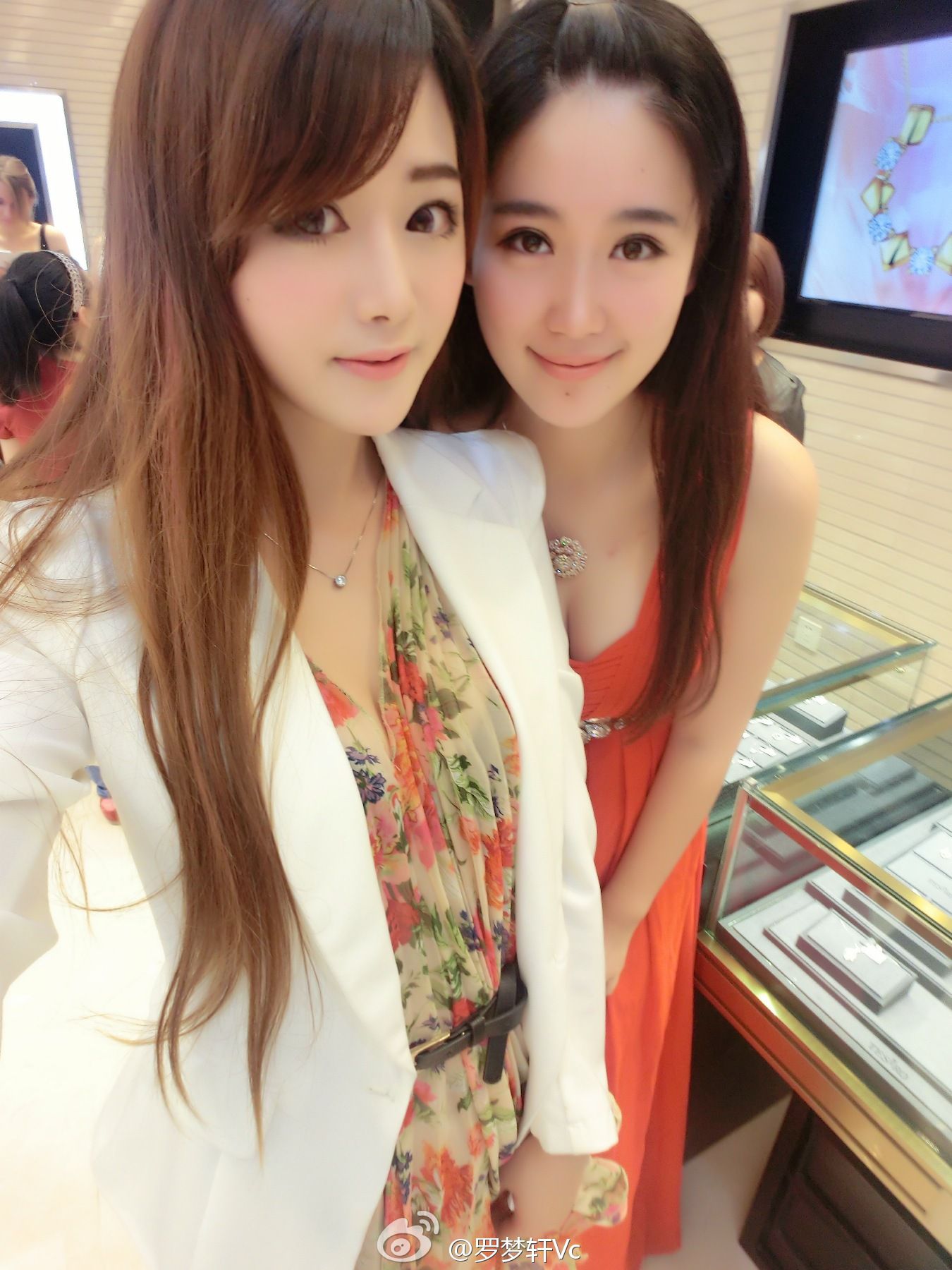 YY主播罗梦轩Vc - 微博自拍美照+生活照+写真图片全集[248](第147页)