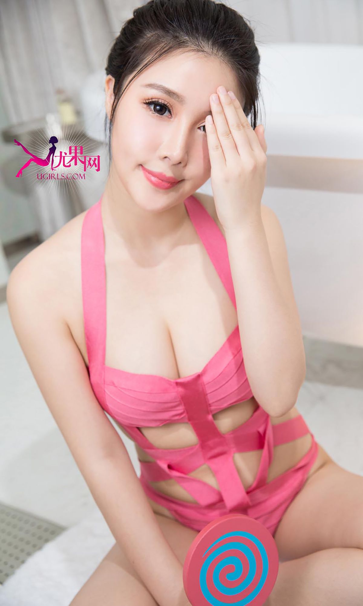 [Ugirls爱尤物] No.242 萱萱 《甜言蜜语》写真集[40](第22页)