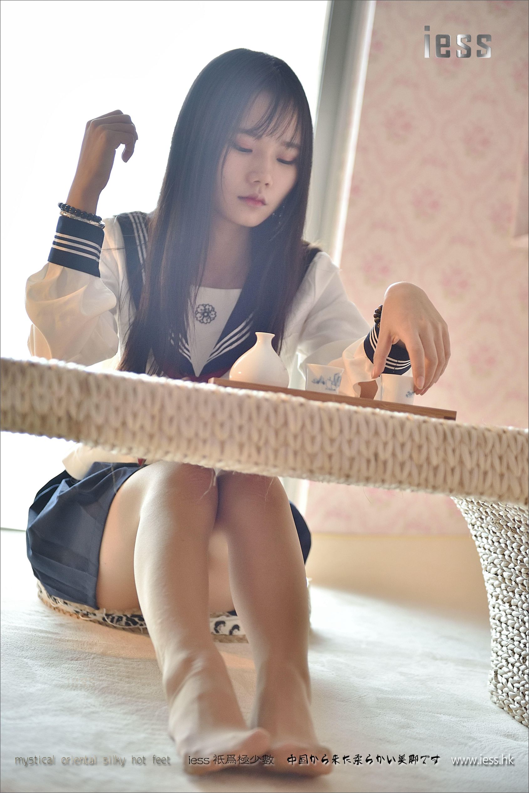[IESS异思趣向] 丝足便当082期 琪琪《制服系列之JK第2部-1》[99](第44页)