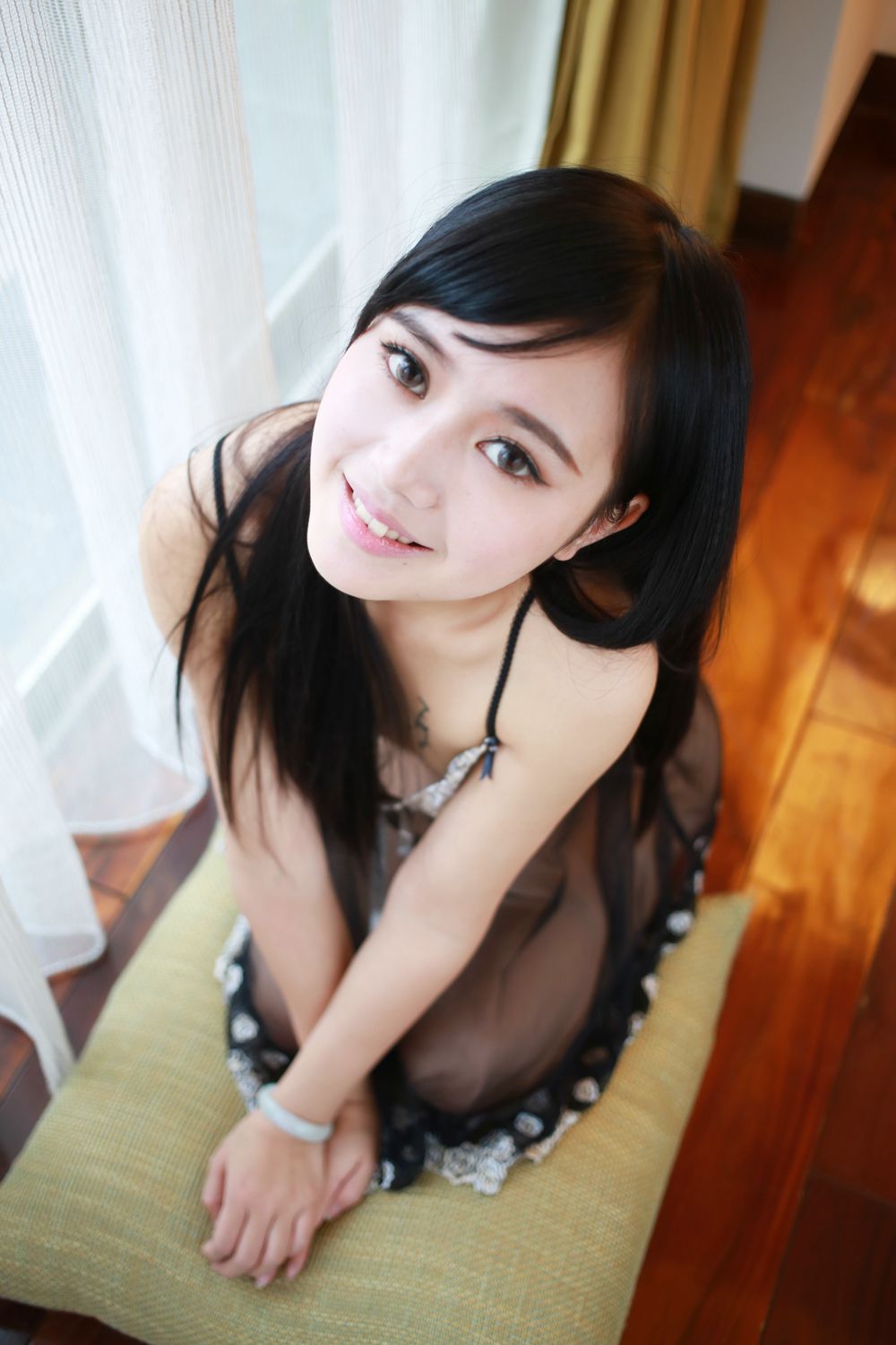 [MyGirl美媛馆] Toro羽住-海南三亚旅拍写真集[54](第27页)