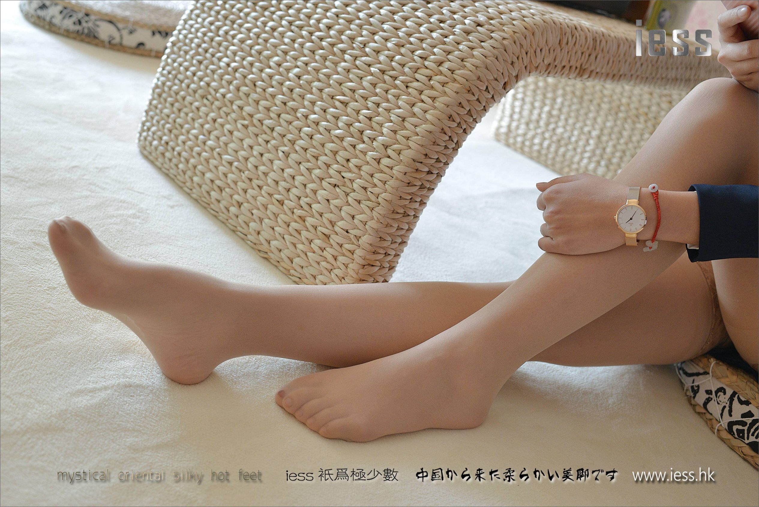 [IESS异思趣向] 丝足便当113期 馨月《我的学姐叫荡漾-前传》[99](第79页)