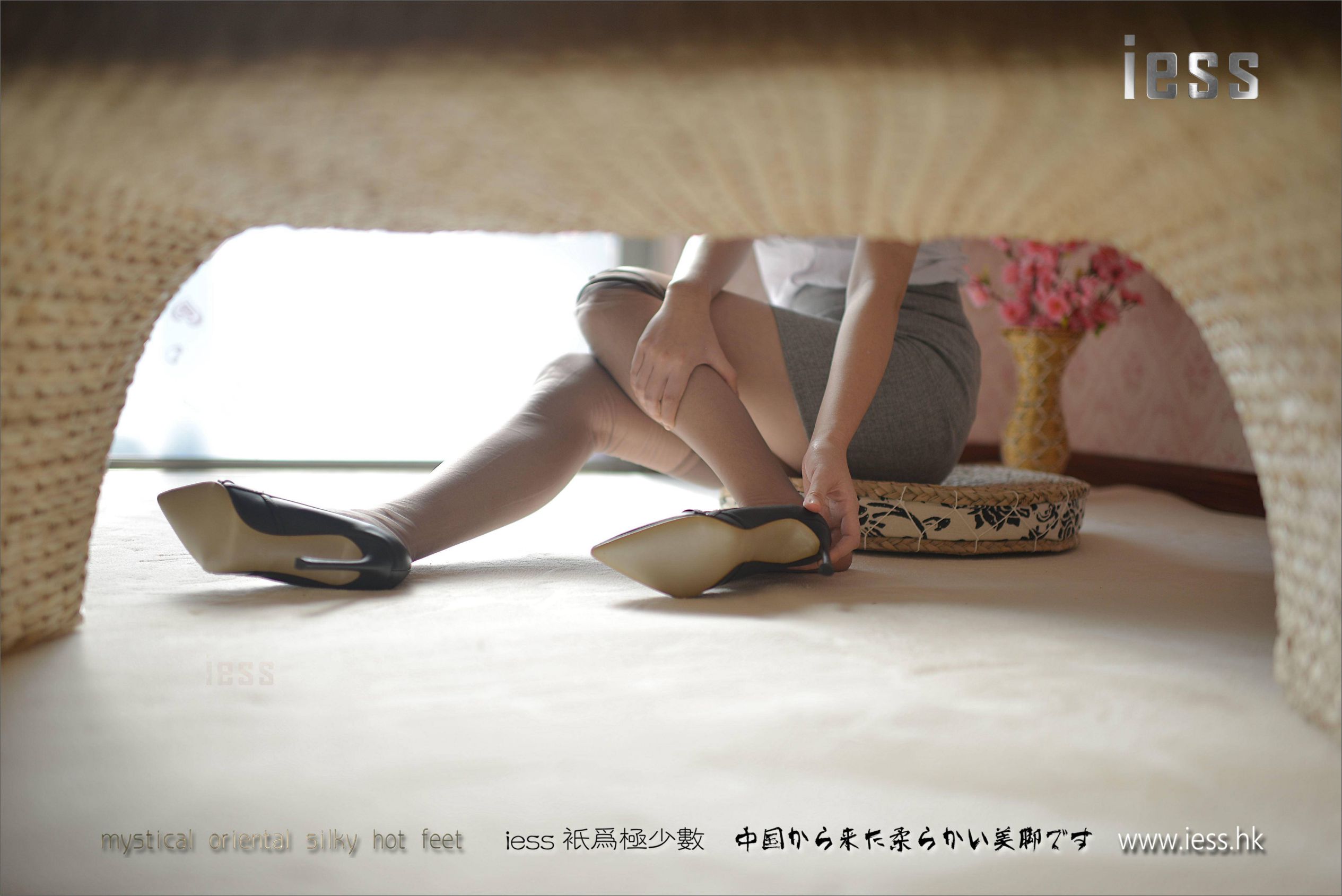 [IESS异思趣向] 丝足便当111期 小夕《脱丝连续图》[99](第59页)
