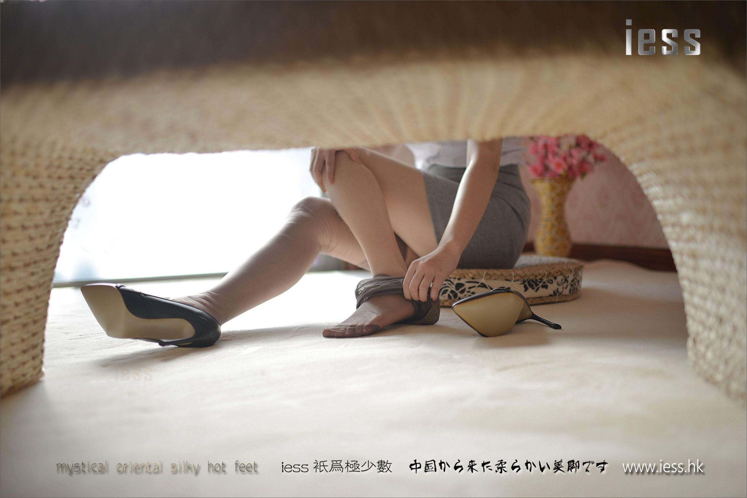 [IESS异思趣向] 丝足便当111期 小夕《脱丝连续图》[99](第68页)