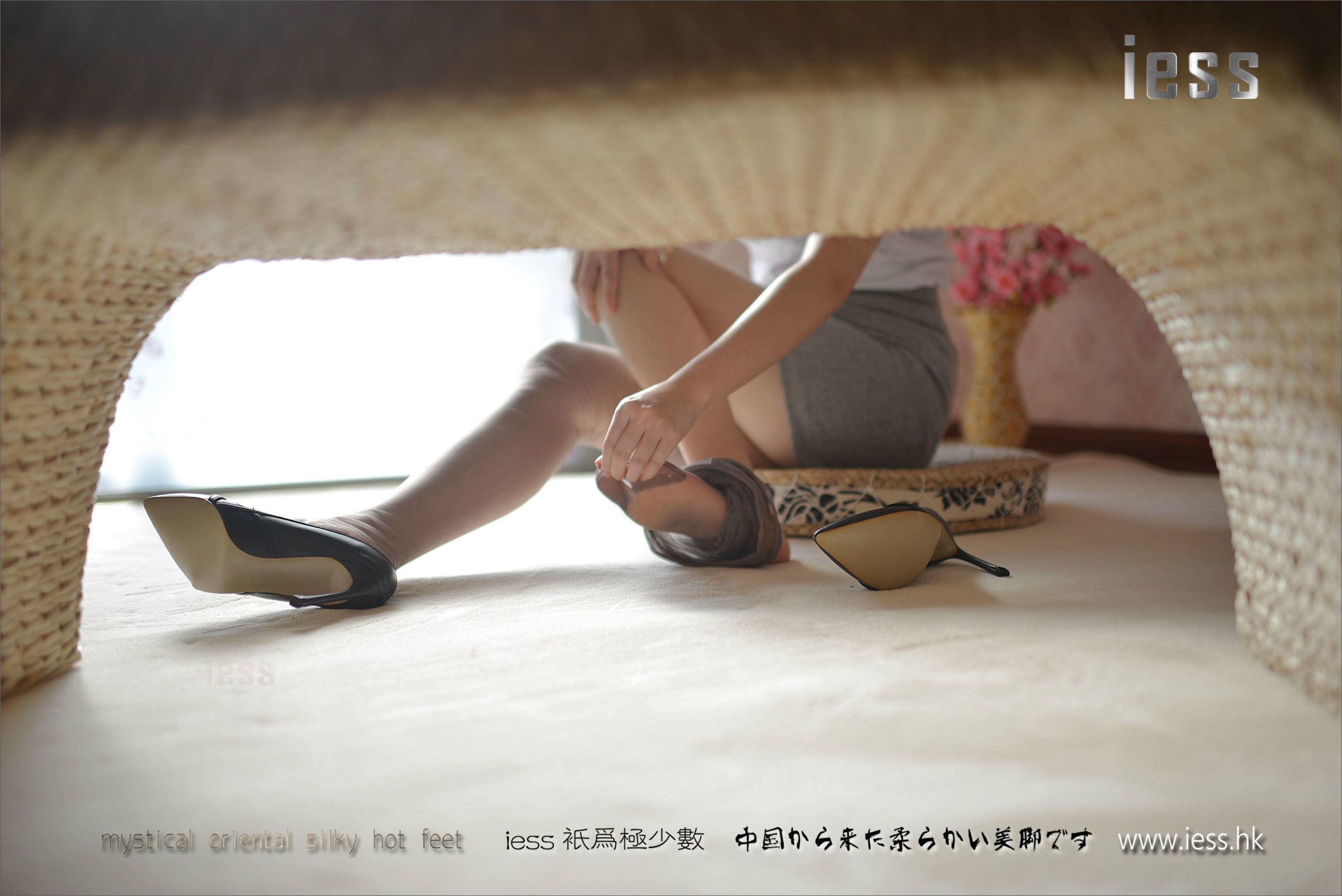 [IESS异思趣向] 丝足便当111期 小夕《脱丝连续图》[99](第69页)