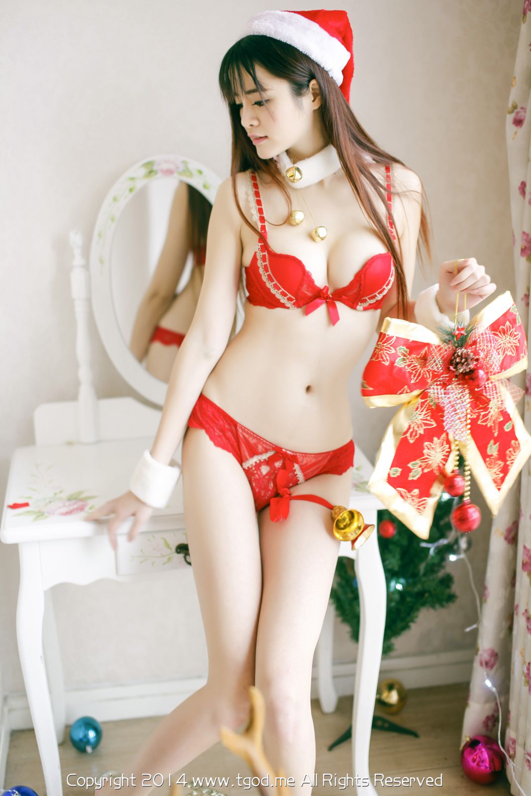 [TGOD推女神] 孔一红-最美校花爆美圣诞女郎专辑[88](第66页)