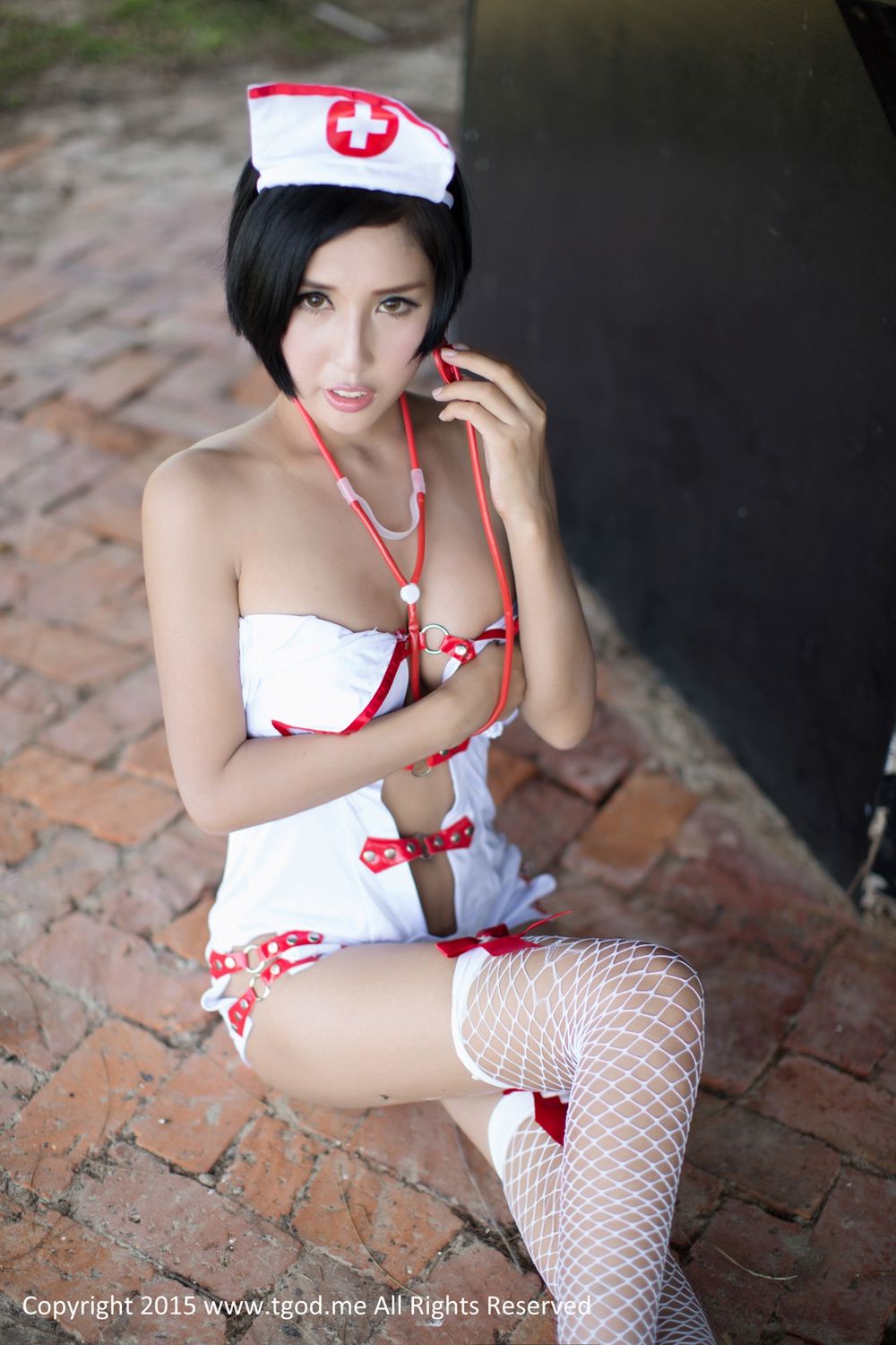 [TGOD推女神] 魅惑女神娜依灵儿-这位护士有点冷[50](第46页)