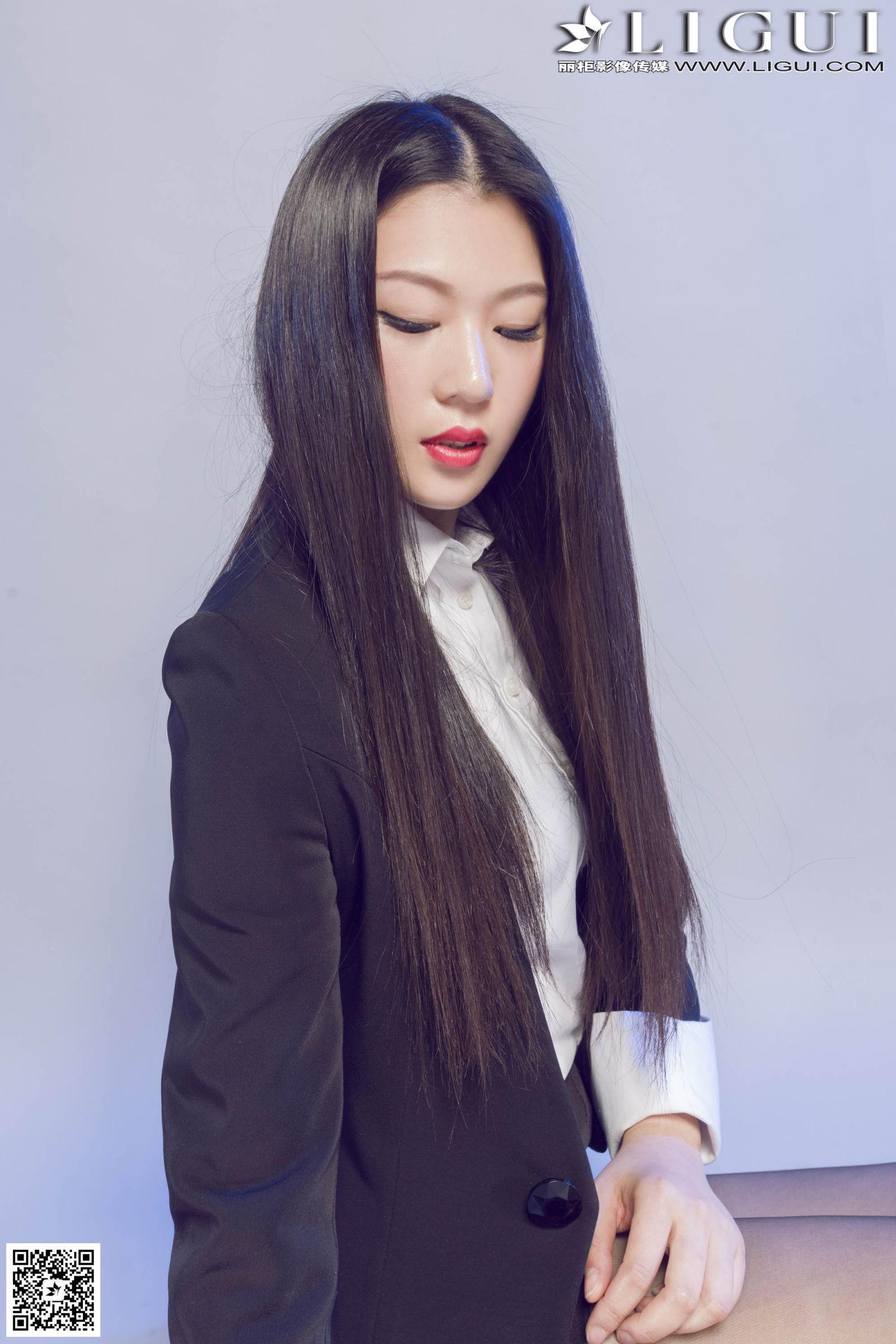 [Ligui丽柜] 佳怡 - 黑丝美腿OL制服[84](第74页)