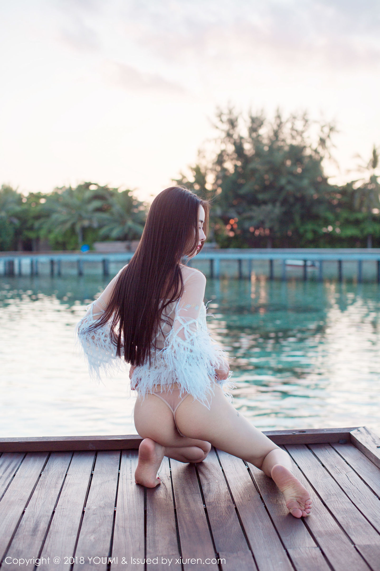 [YouMi尤蜜荟] Vol.135 御姐@穆菲菲 - 马尔代夫旅拍海边主题写真[41](第35页)