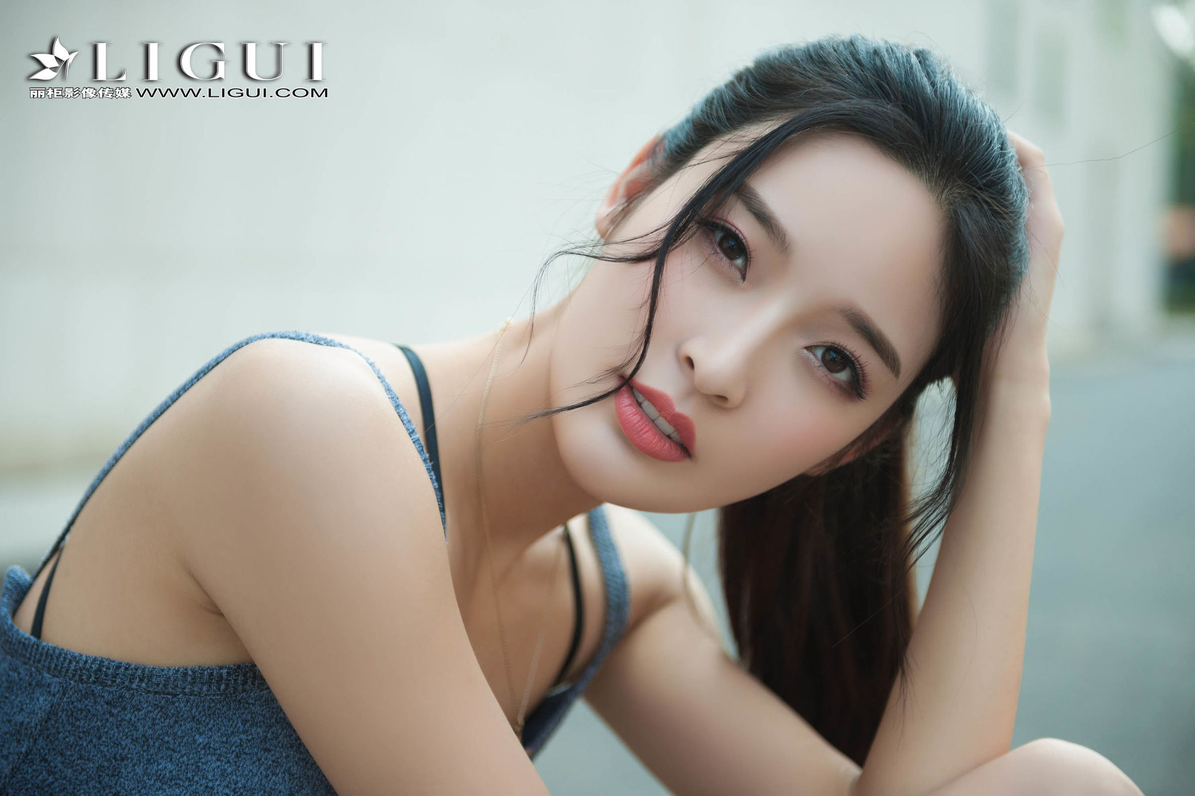 [Ligui丽柜] 网络丽人 雪糕 - 街拍美腿丝足 [53](第43页)