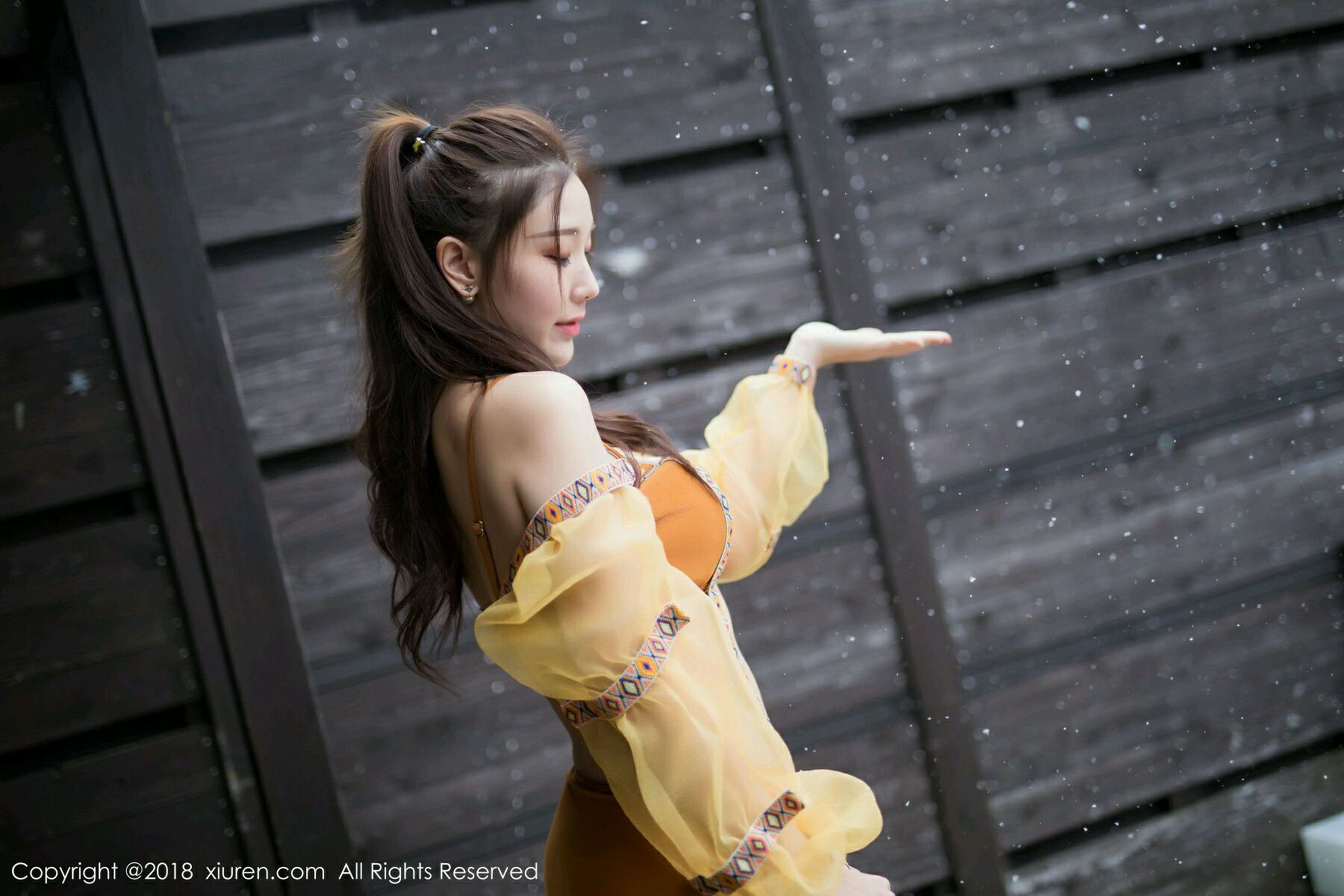 [XIUREN秀人网] No.1236 丽质女神@淼淼萌萌哒日本北海道旅拍第一套写真[59](第29页)