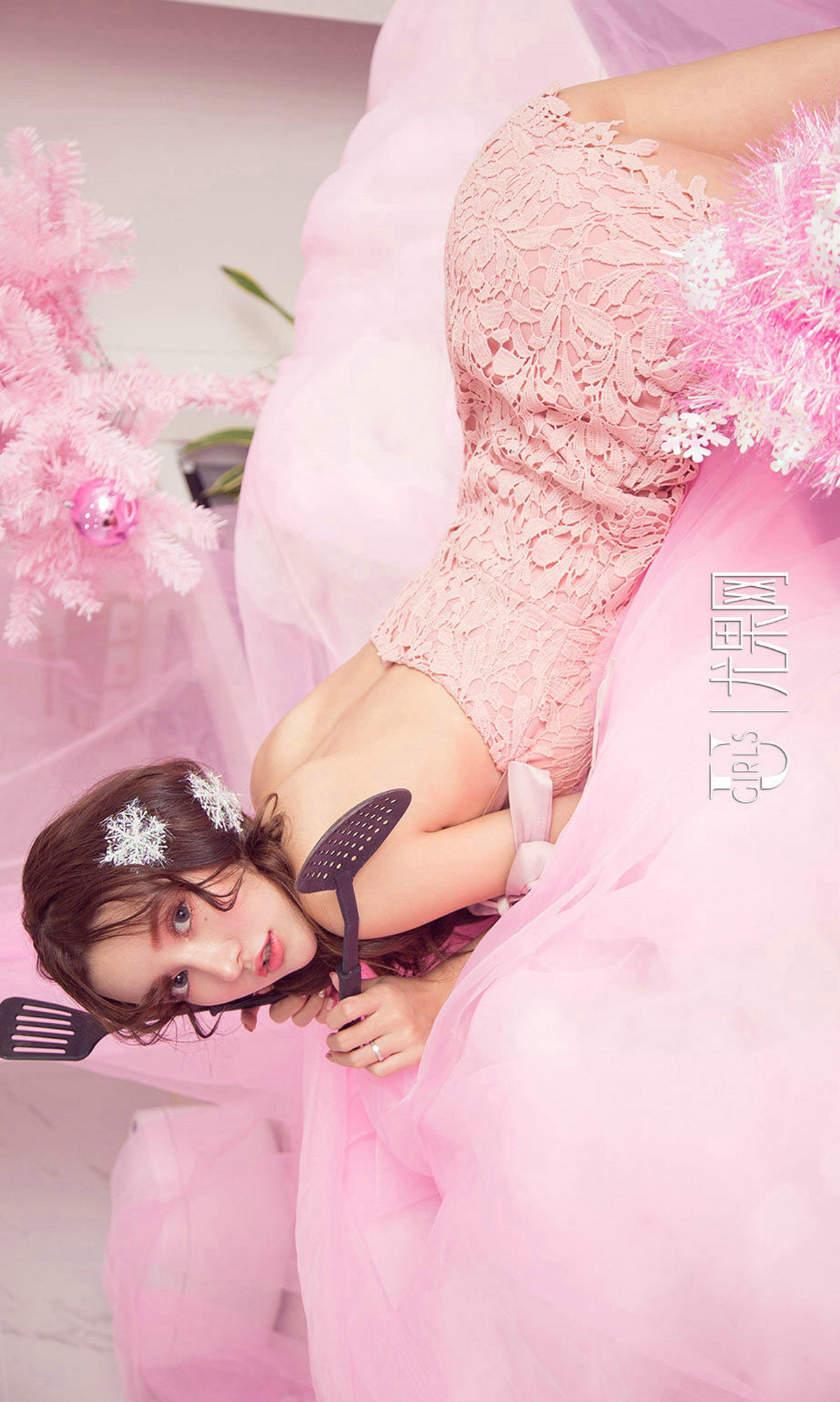 [Ugirls爱尤物] No.1315 M梦baby - 我们的圣诞节[35](第25页)