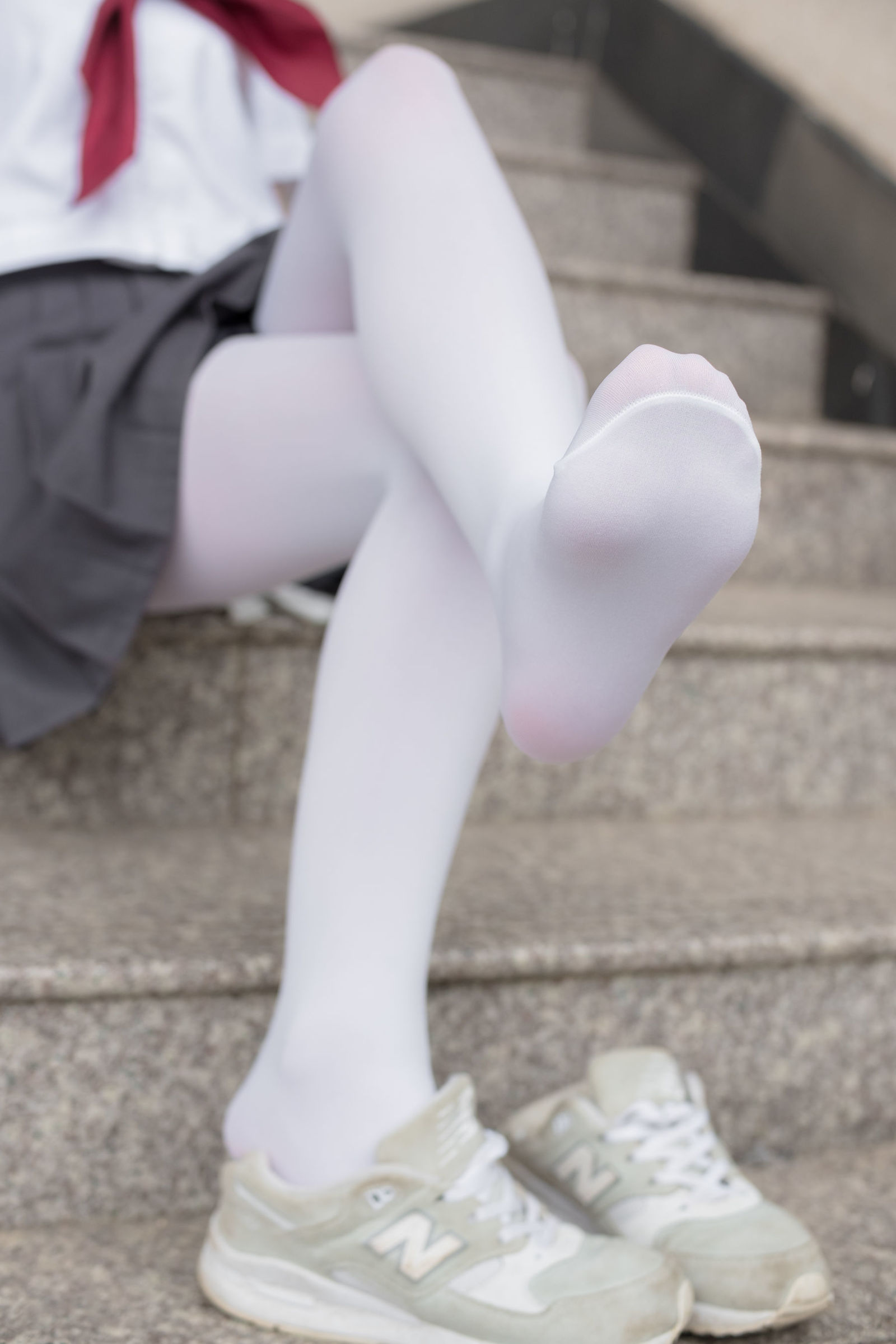 [森萝财团] BETA-003 阿玲妹纸JK白丝 萝莉丝袜写真套图[70](第23页)