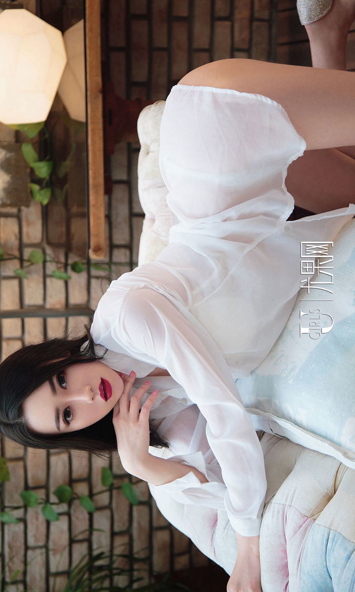 [Ugirls爱尤物] No.1311 夏雨霏 - 诱惑双拼 写真套图[36](第29页)