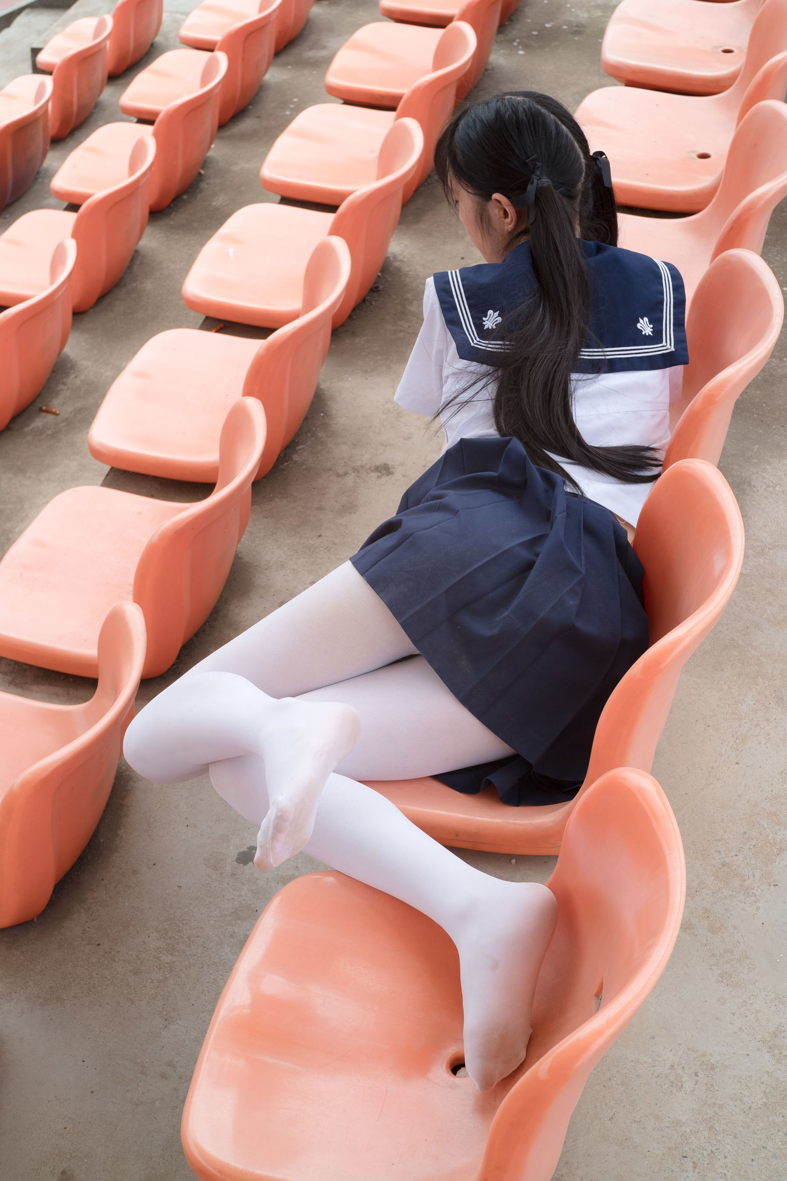 [森萝财团] BETA-004 高中女生JK白丝外拍 萝莉丝袜写真套图[113](第13页)