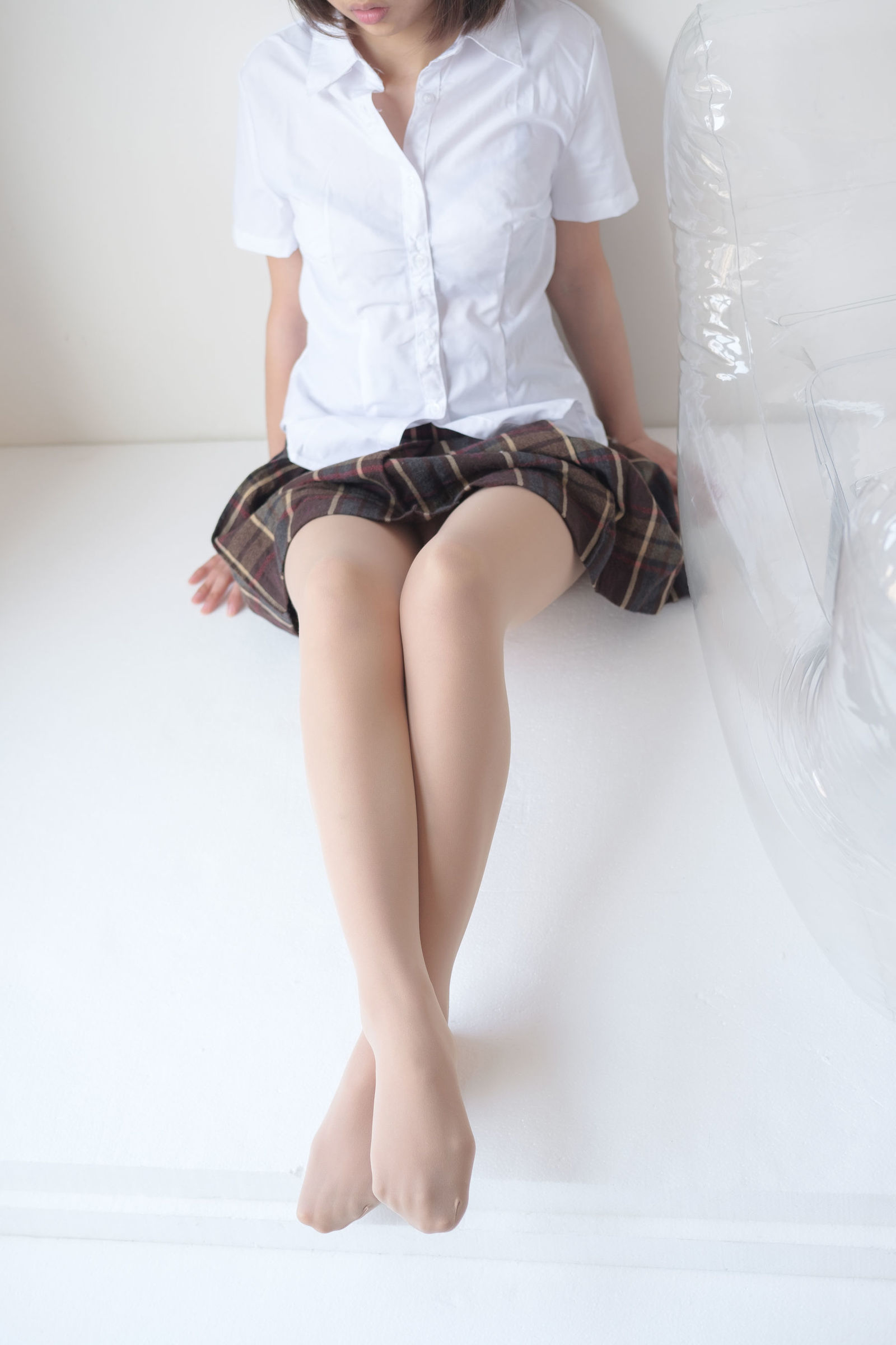 [森萝财团-萝莉丝袜写真] X-013 肉丝妹妹的白船袜[134](第129页)