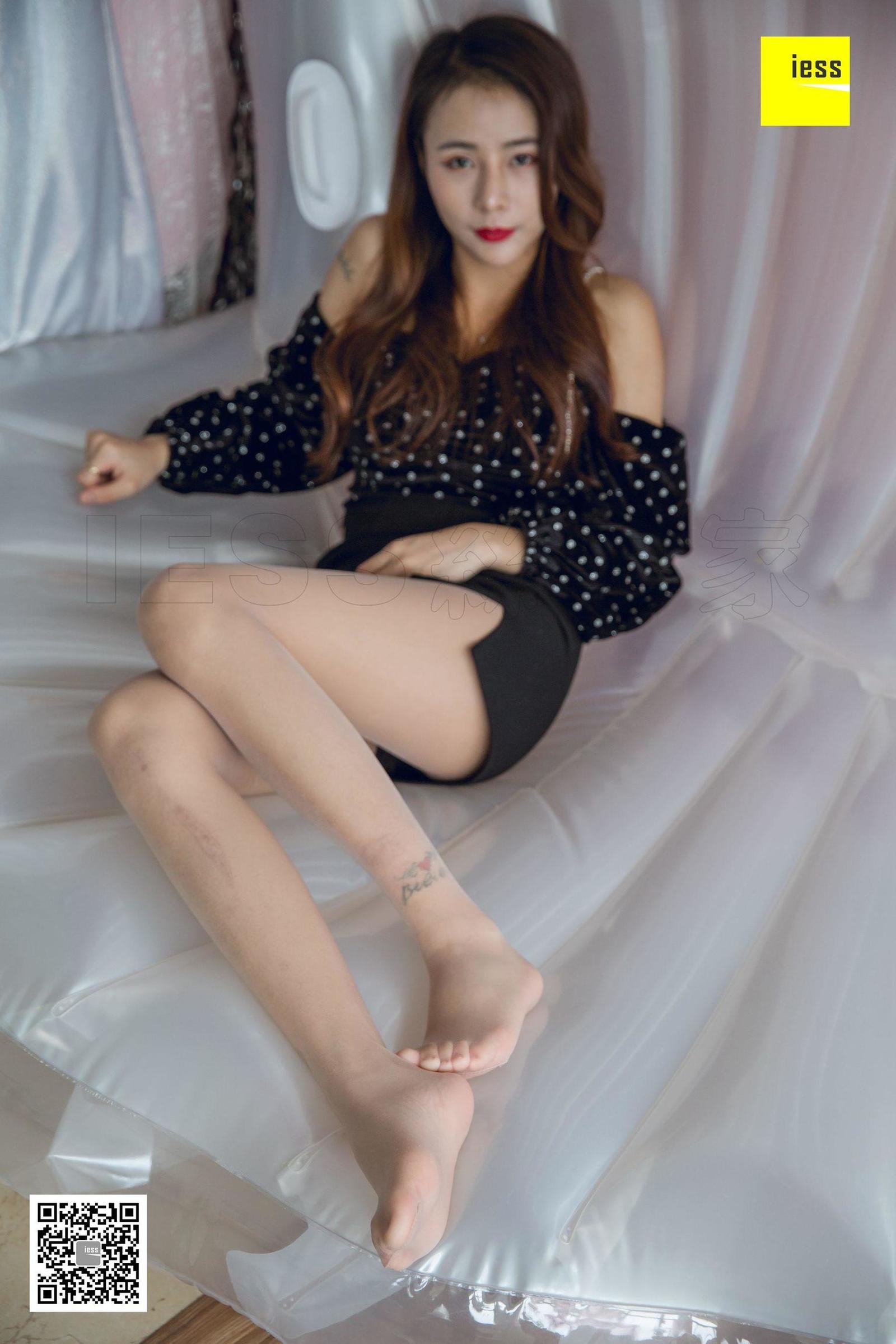 [IESS异思趣向] 小韩 《天使也爱肉丝》丝袜美腿写真套图[94](第77页)