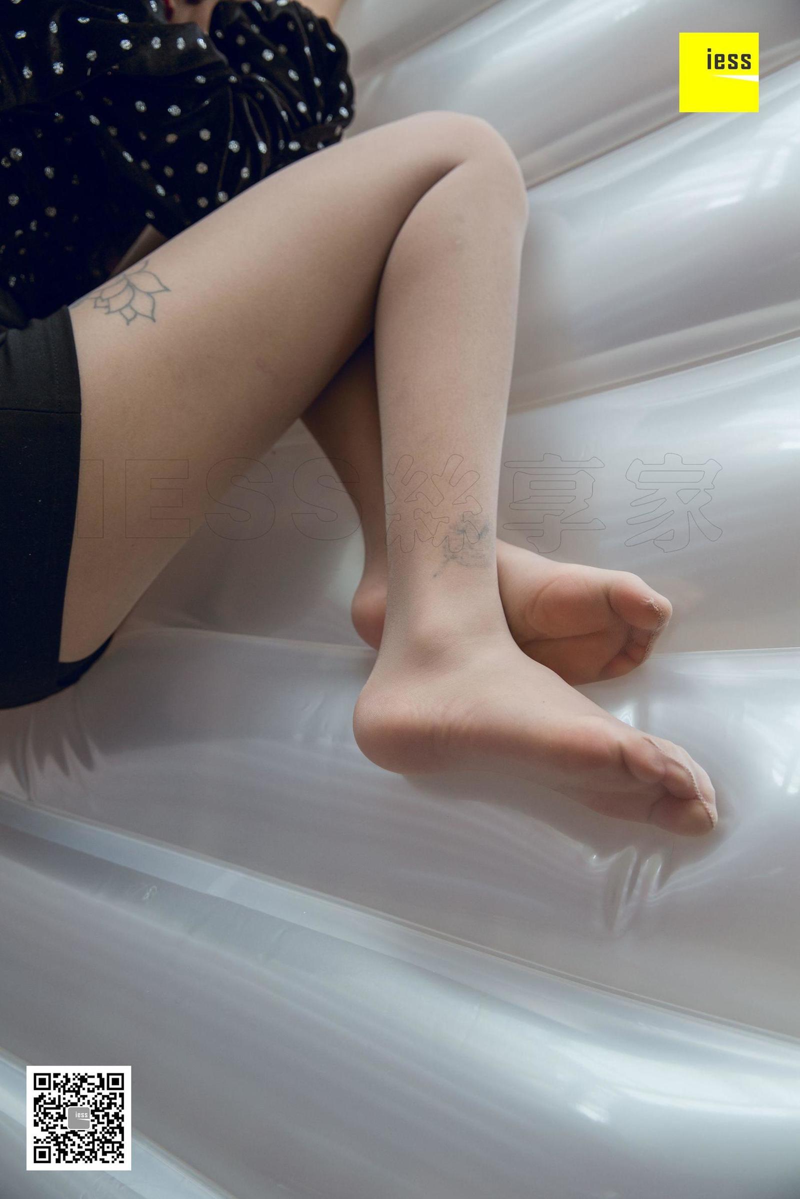 [IESS异思趣向] 小韩 《天使也爱肉丝》丝袜美腿写真套图[94](第81页)