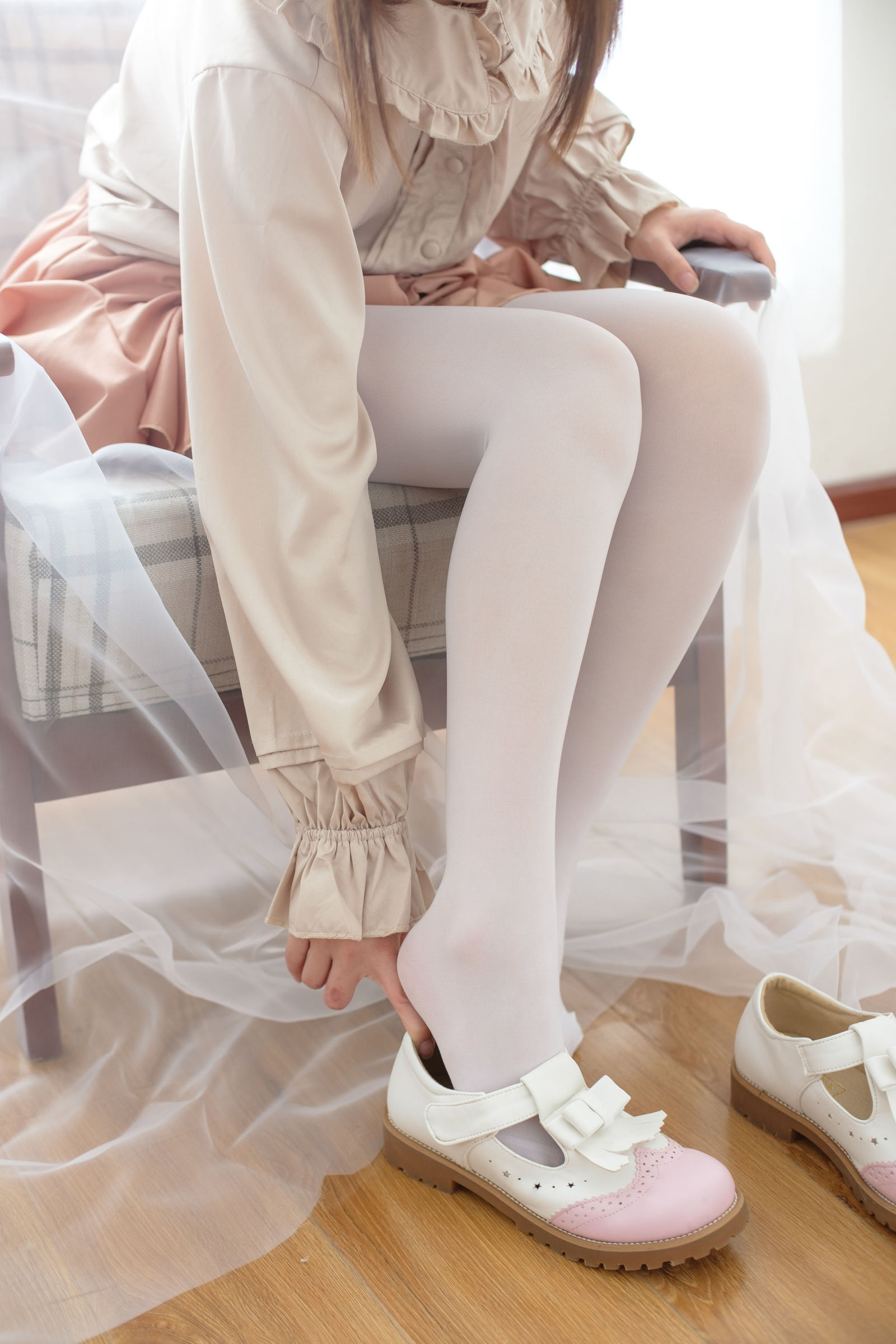 [森萝财团] X-029 萝莉白丝 萝莉丝袜写真套图[95](第13页)