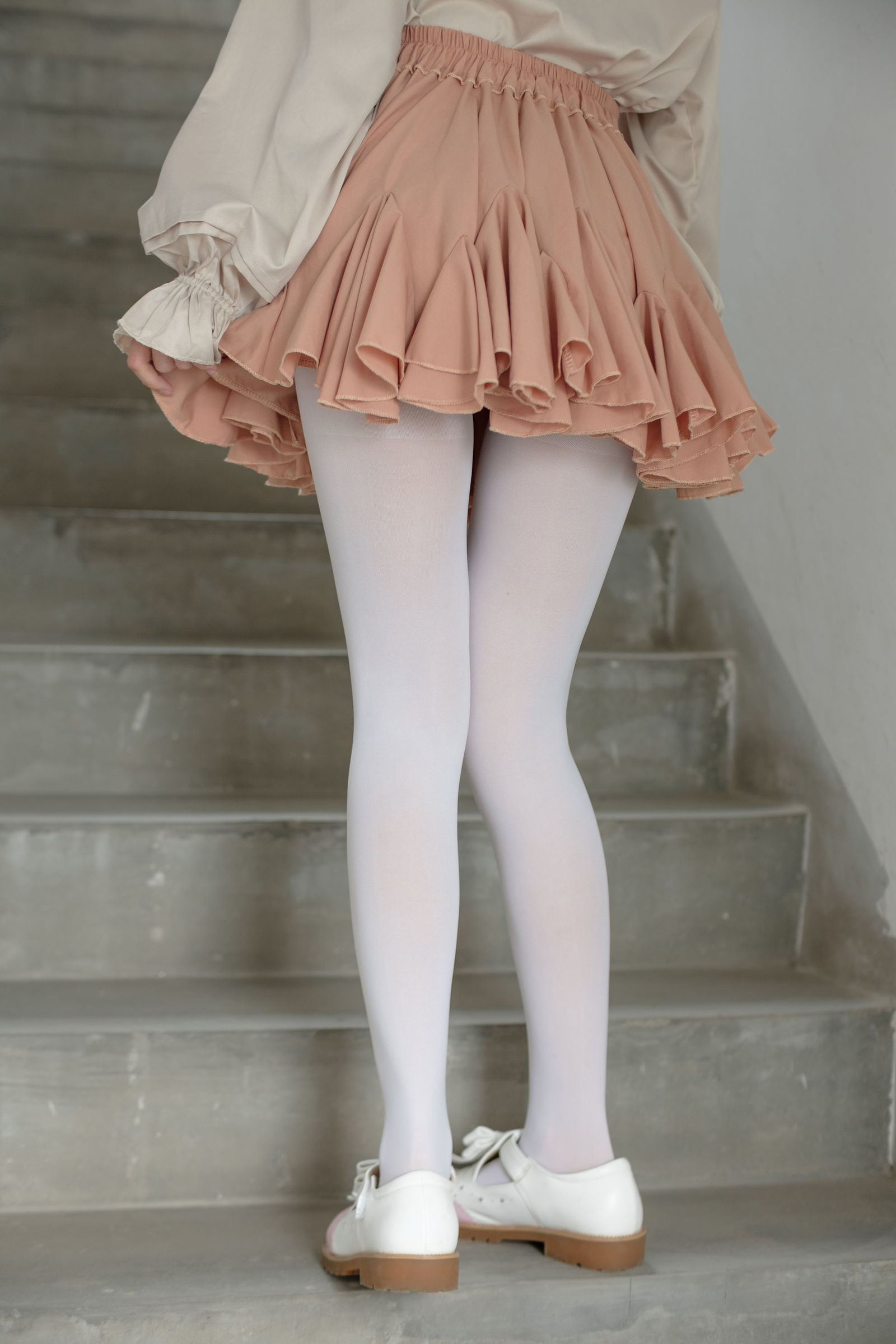[森萝财团] X-029 萝莉白丝 萝莉丝袜写真套图[95](第72页)
