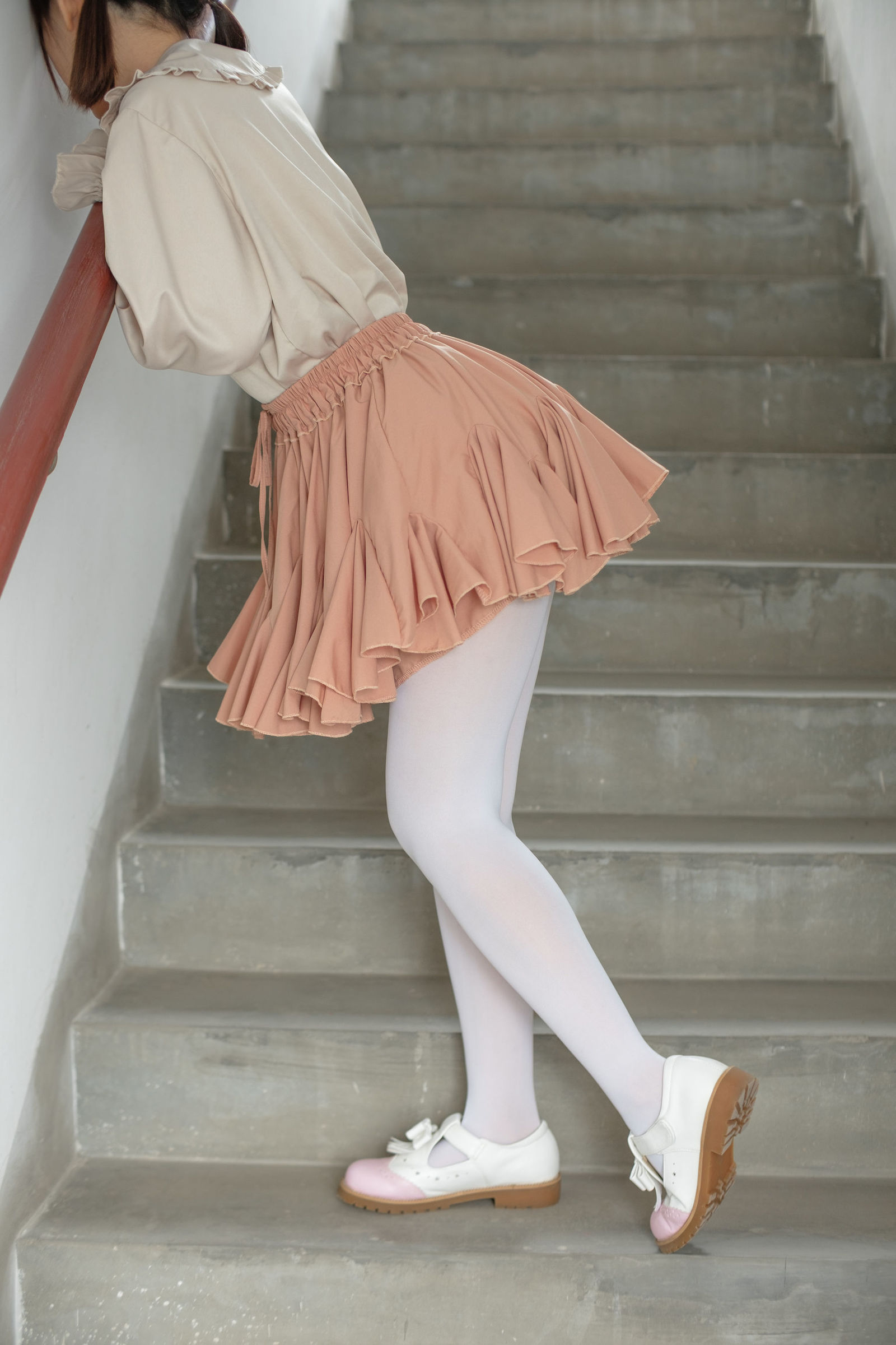 [森萝财团] X-029 萝莉白丝 萝莉丝袜写真套图[95](第82页)