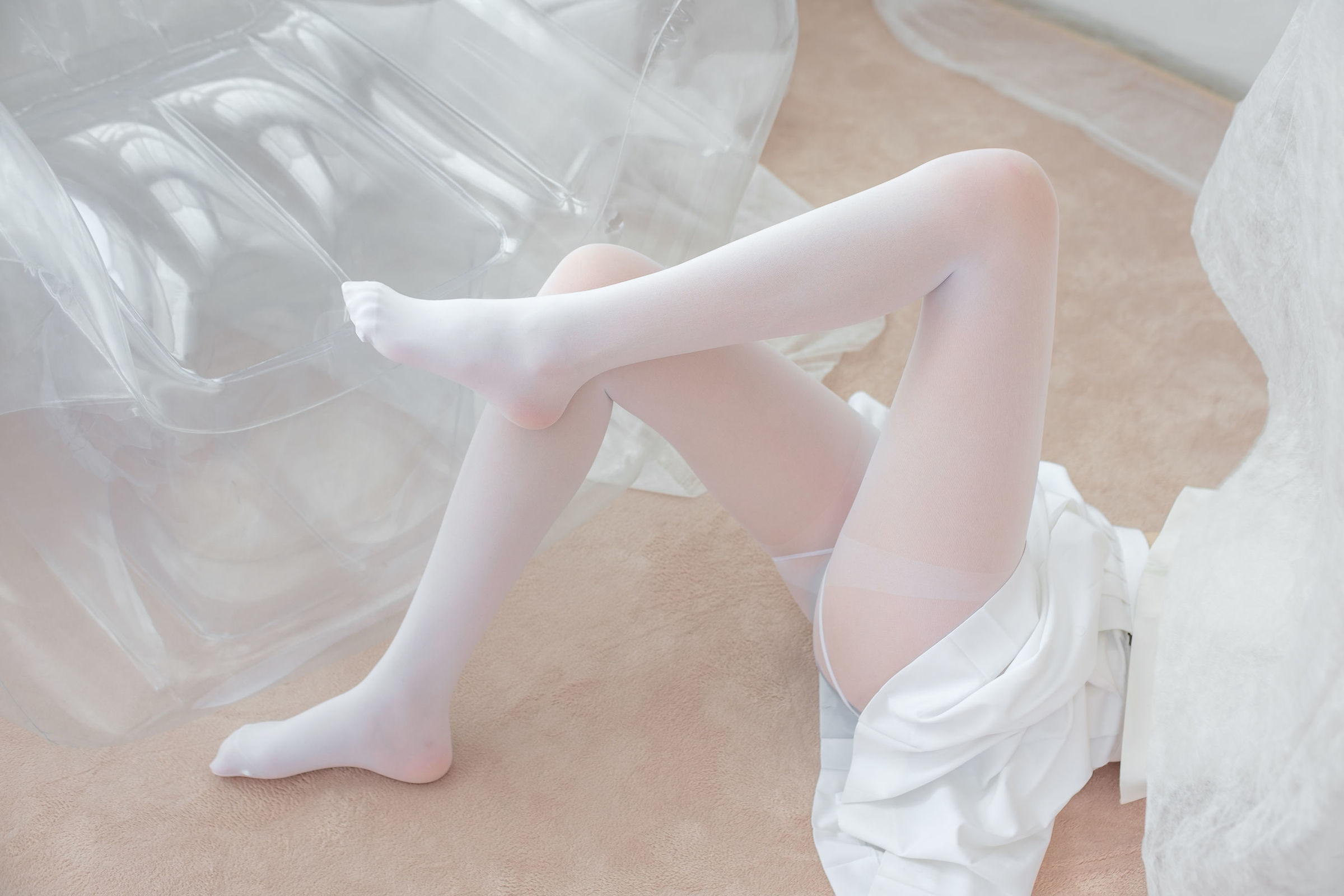 [森萝财团] X-038 明天我要嫁给你啦 萝莉丝袜写真套图[116](第46页)