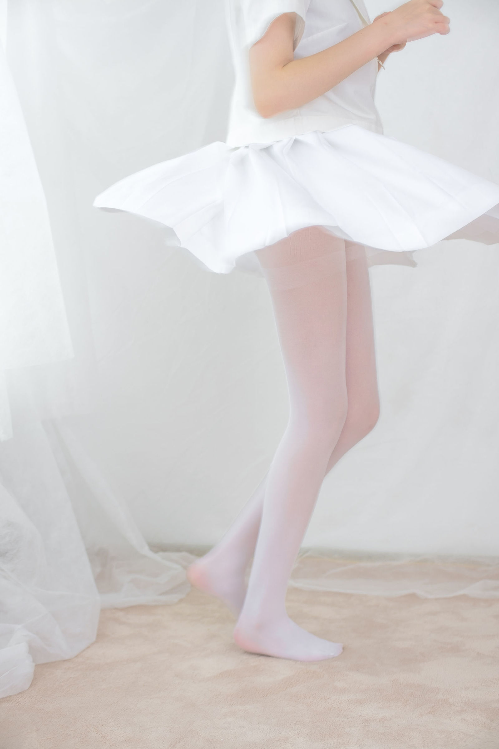 [森萝财团] X-038 明天我要嫁给你啦 萝莉丝袜写真套图[116](第60页)
