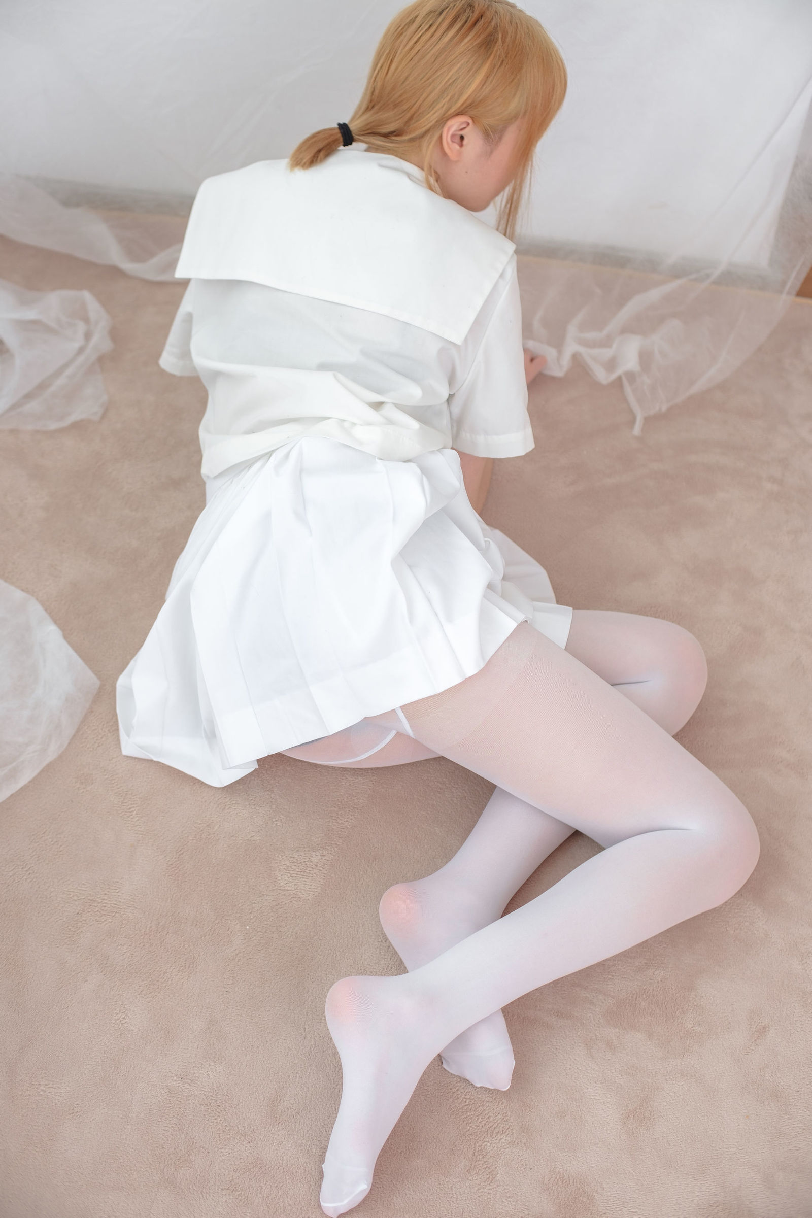 [森萝财团] X-038 明天我要嫁给你啦 萝莉丝袜写真套图[116](第72页)