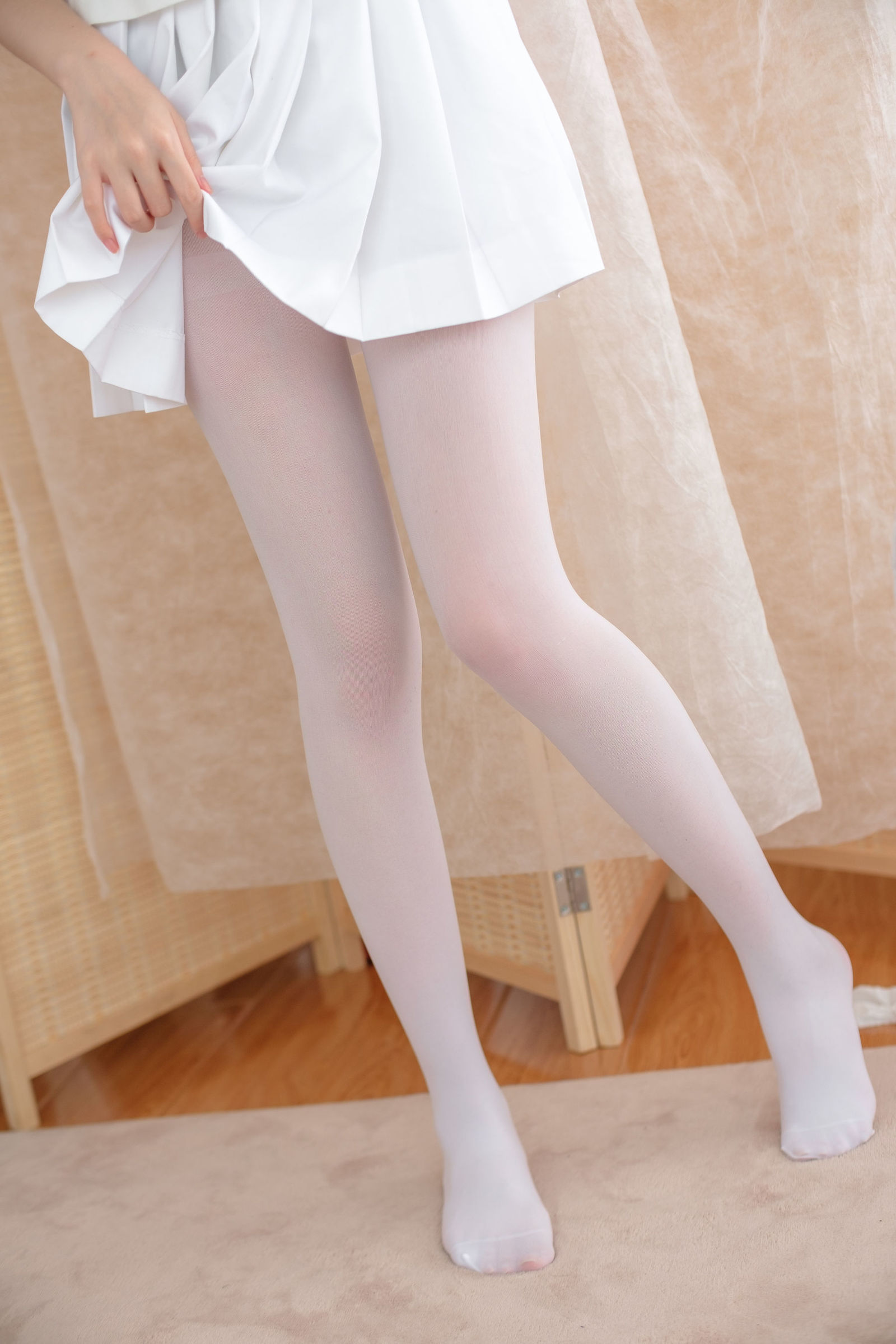 [森萝财团] X-038 明天我要嫁给你啦 萝莉丝袜写真套图[116](第84页)