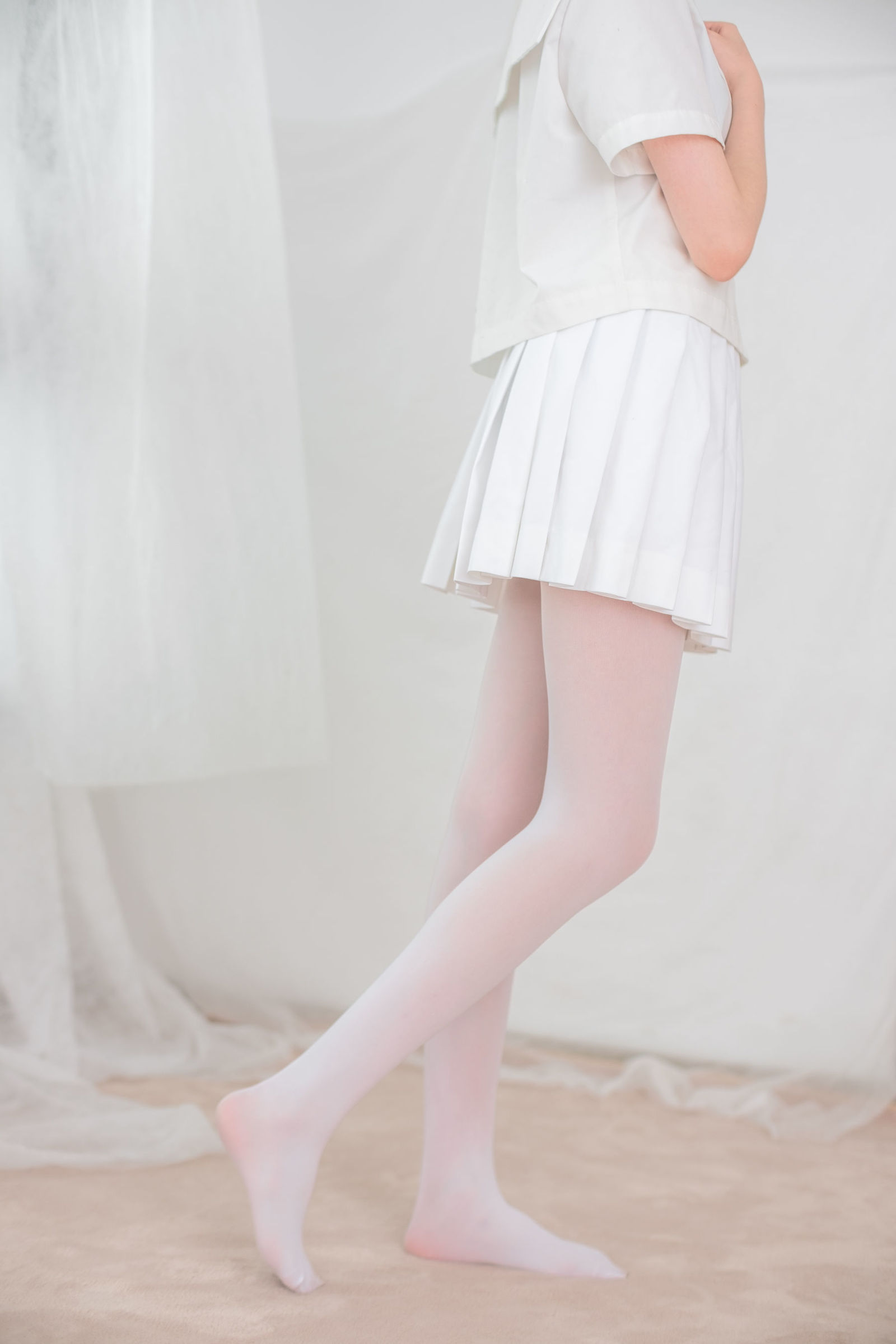 [森萝财团] X-038 明天我要嫁给你啦 萝莉丝袜写真套图[116](第88页)