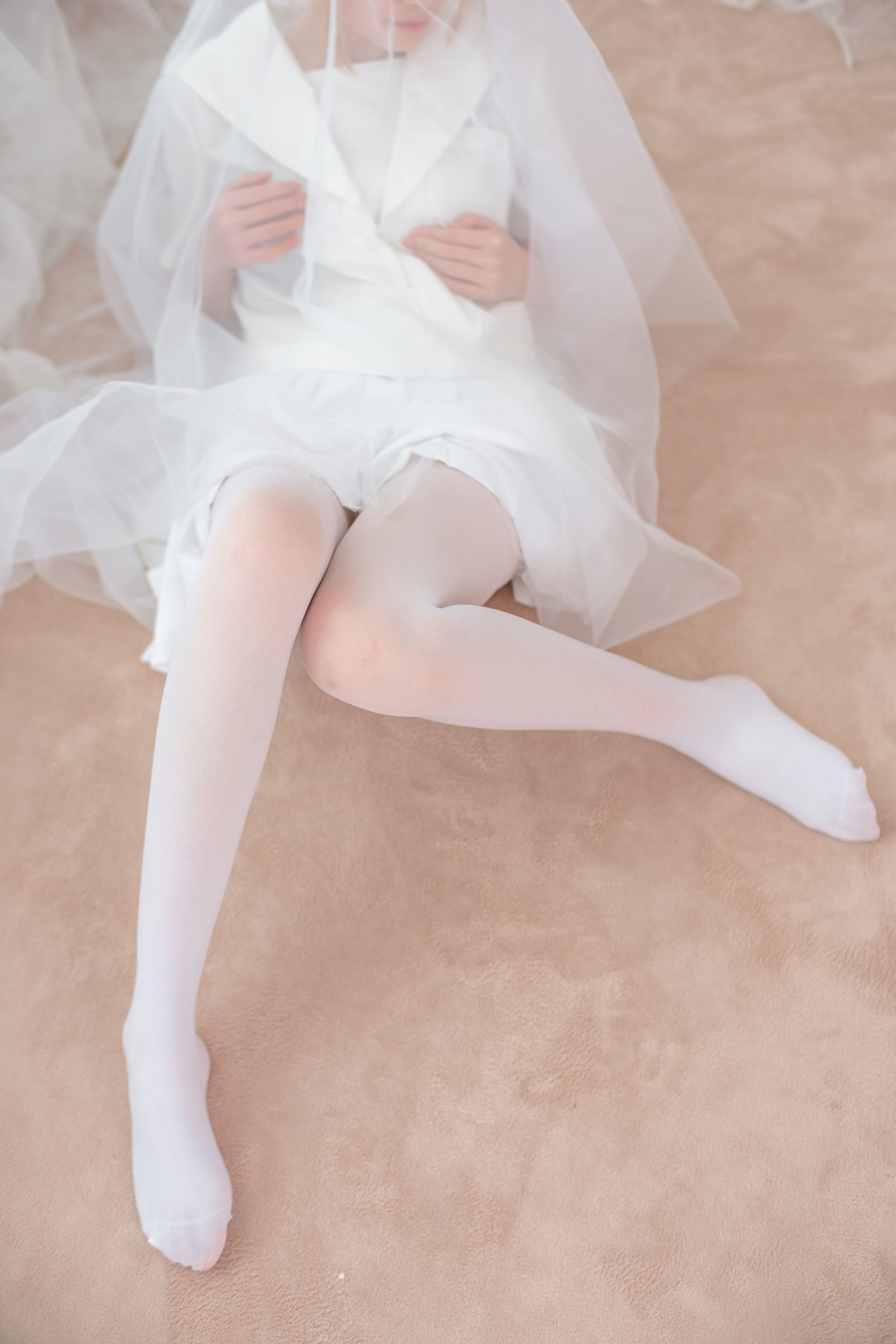 [森萝财团] X-038 明天我要嫁给你啦 萝莉丝袜写真套图[116](第92页)