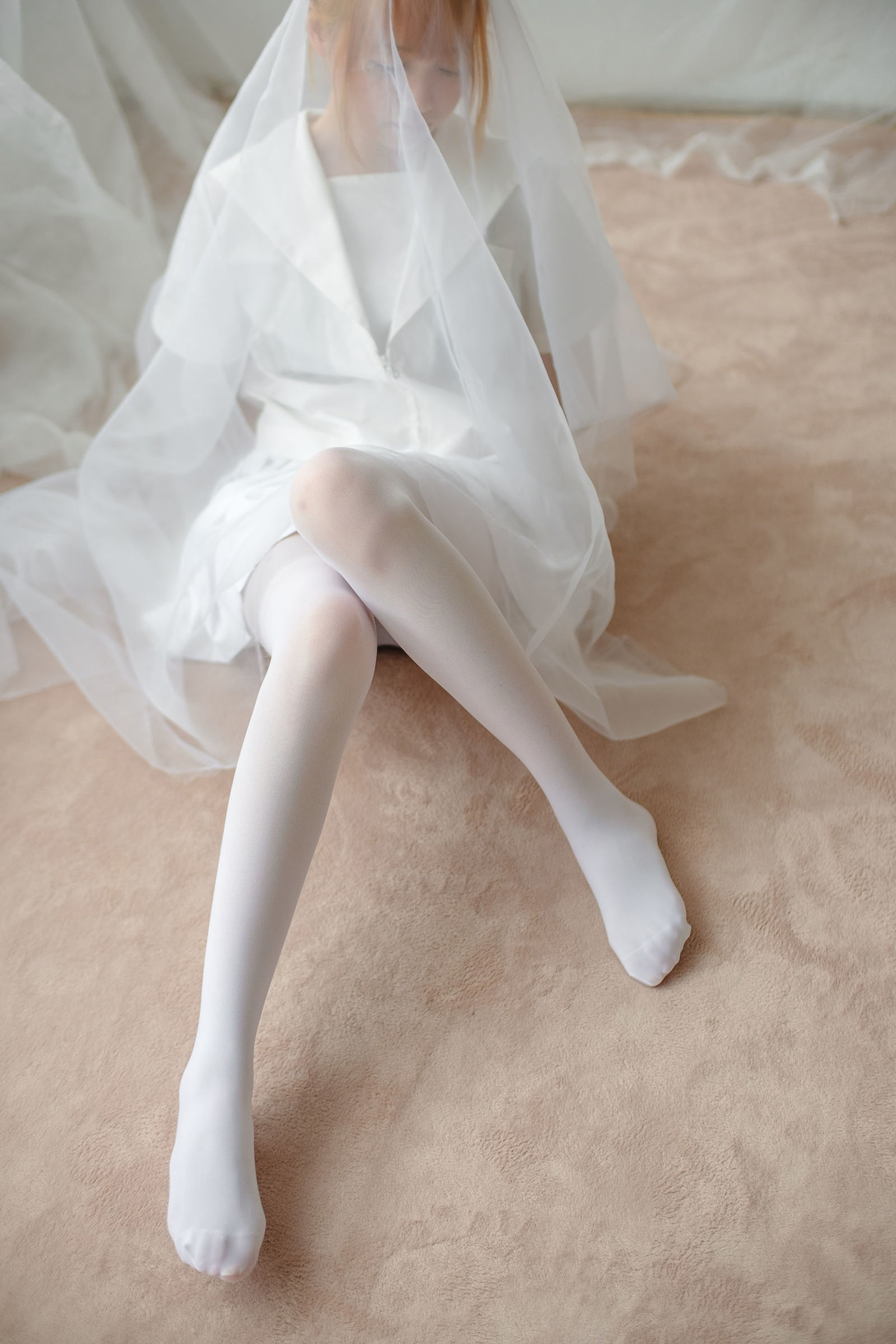 [森萝财团] X-038 明天我要嫁给你啦 萝莉丝袜写真套图[116](第94页)