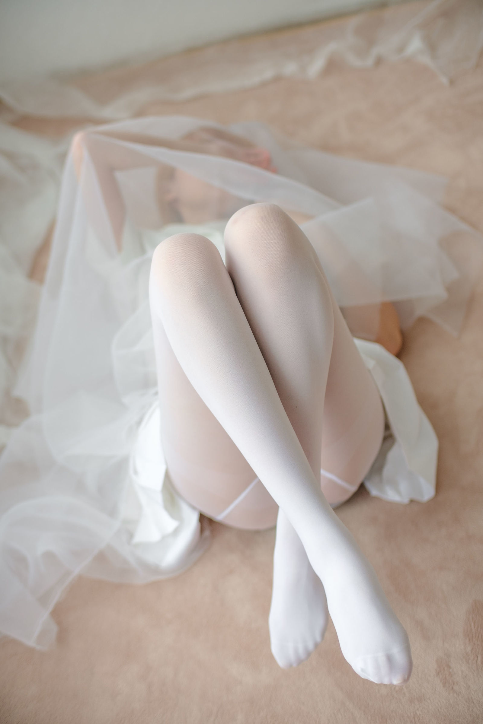 [森萝财团] X-038 明天我要嫁给你啦 萝莉丝袜写真套图[116](第96页)