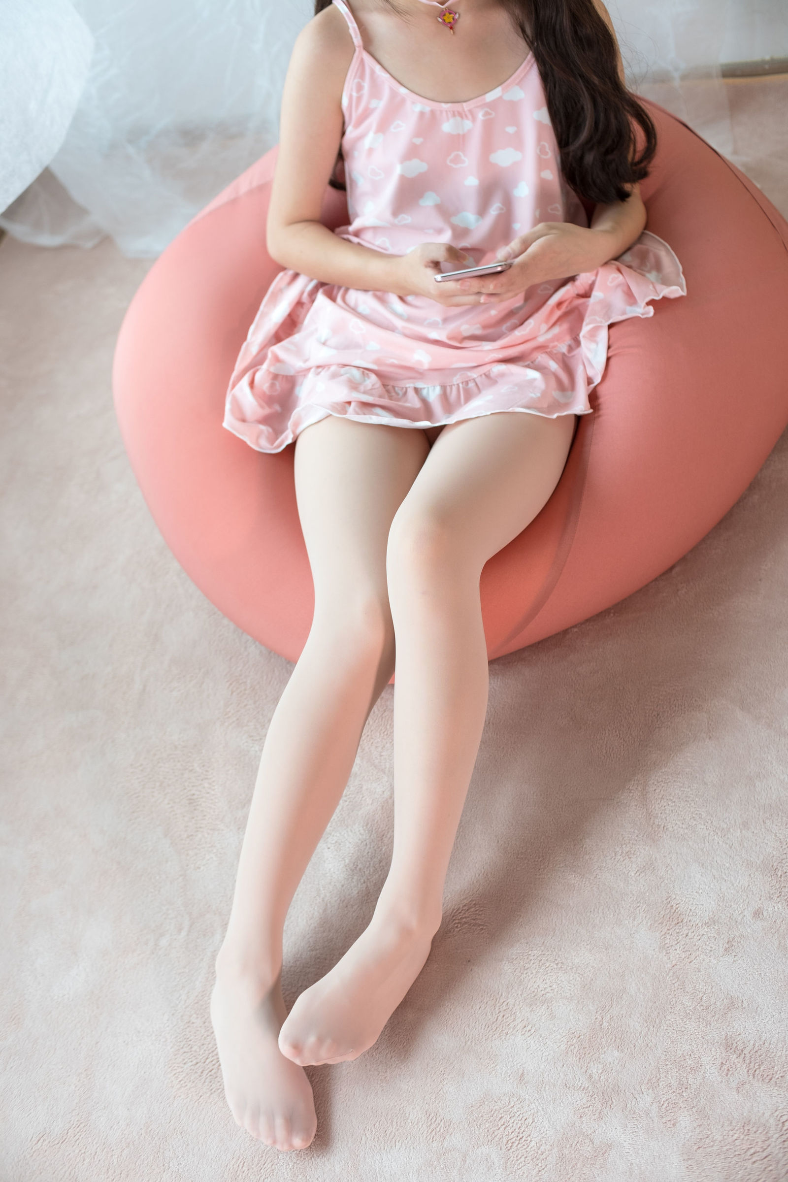 [森萝财团] X-039 粉红小可爱的肉丝 萝莉丝袜写真套图[71](第49页)
