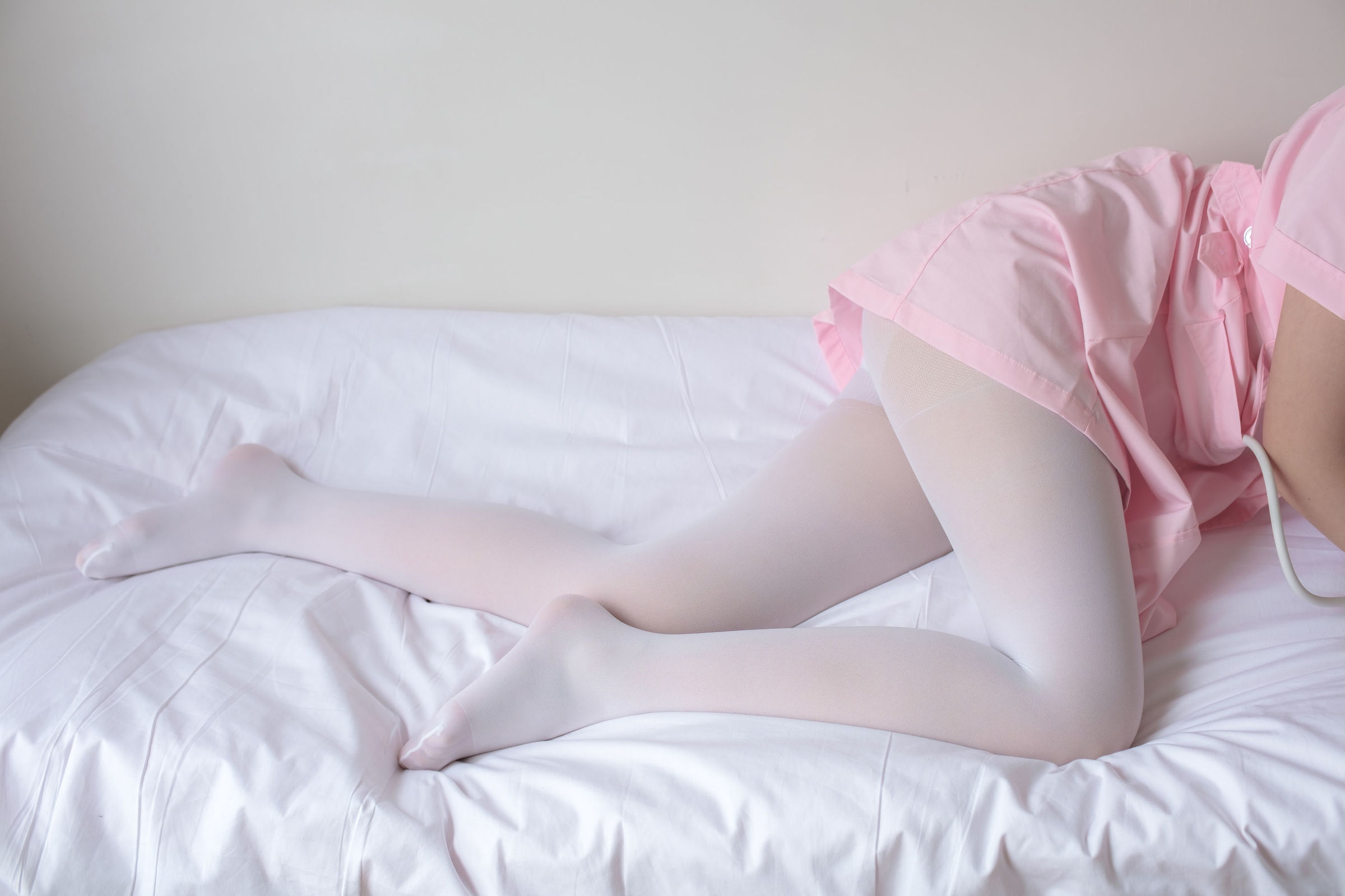 [森萝财团-萝莉丝袜写真] X-021 护士妹妹穿白丝[167](第80页)