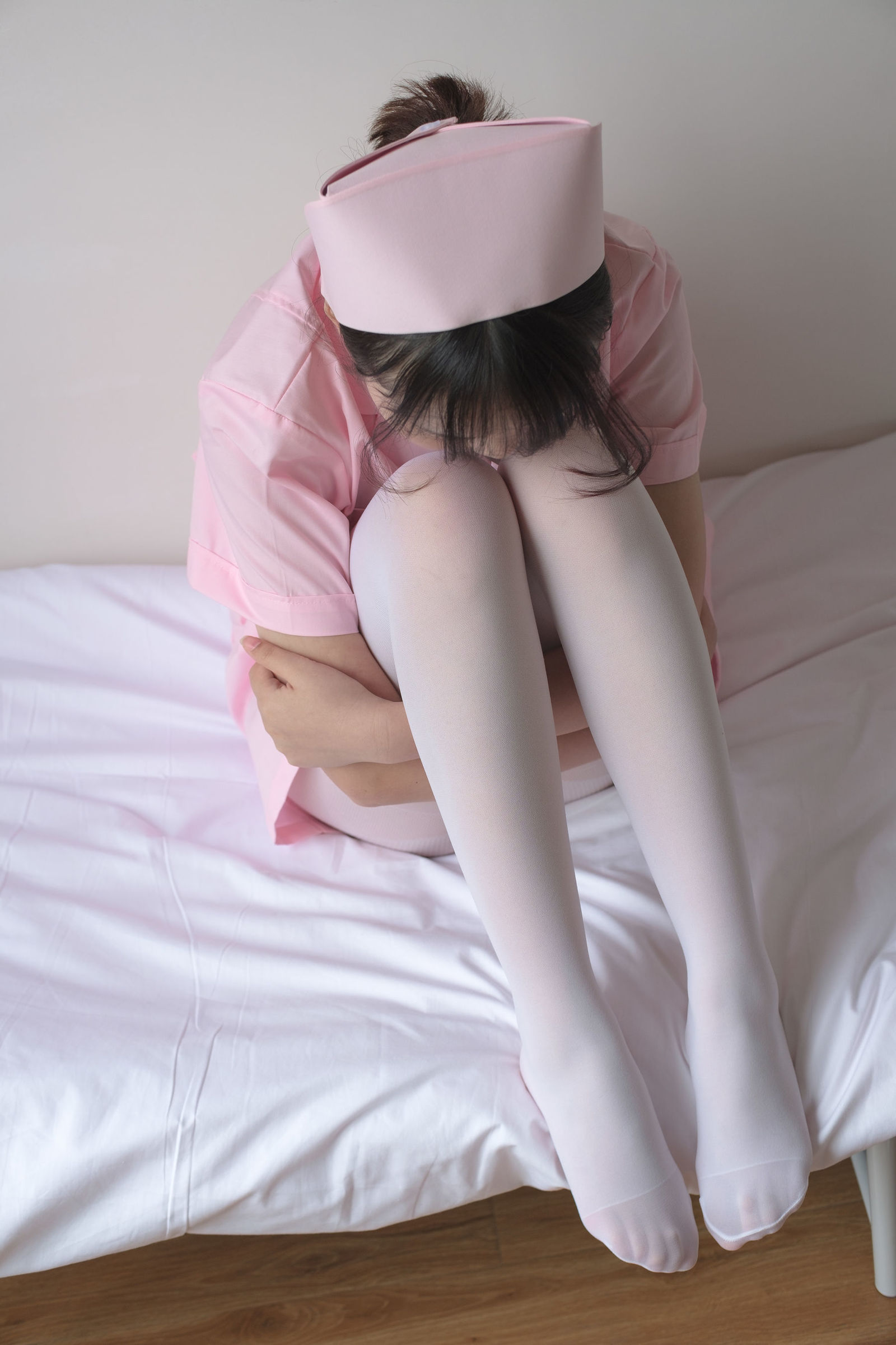[森萝财团-萝莉丝袜写真] X-021 护士妹妹穿白丝[167](第81页)