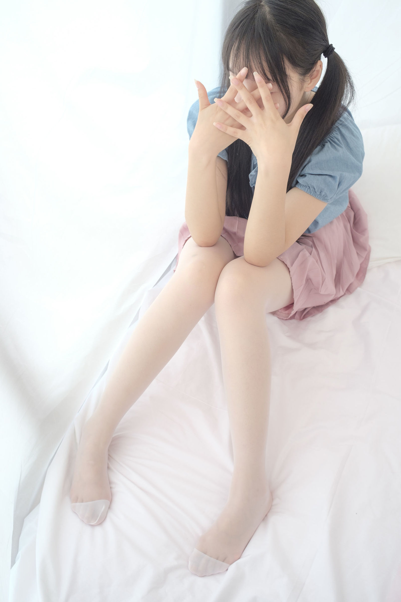 [森萝财团-萝莉丝袜写真] X-019 肉丝换白丝[103](第13页)