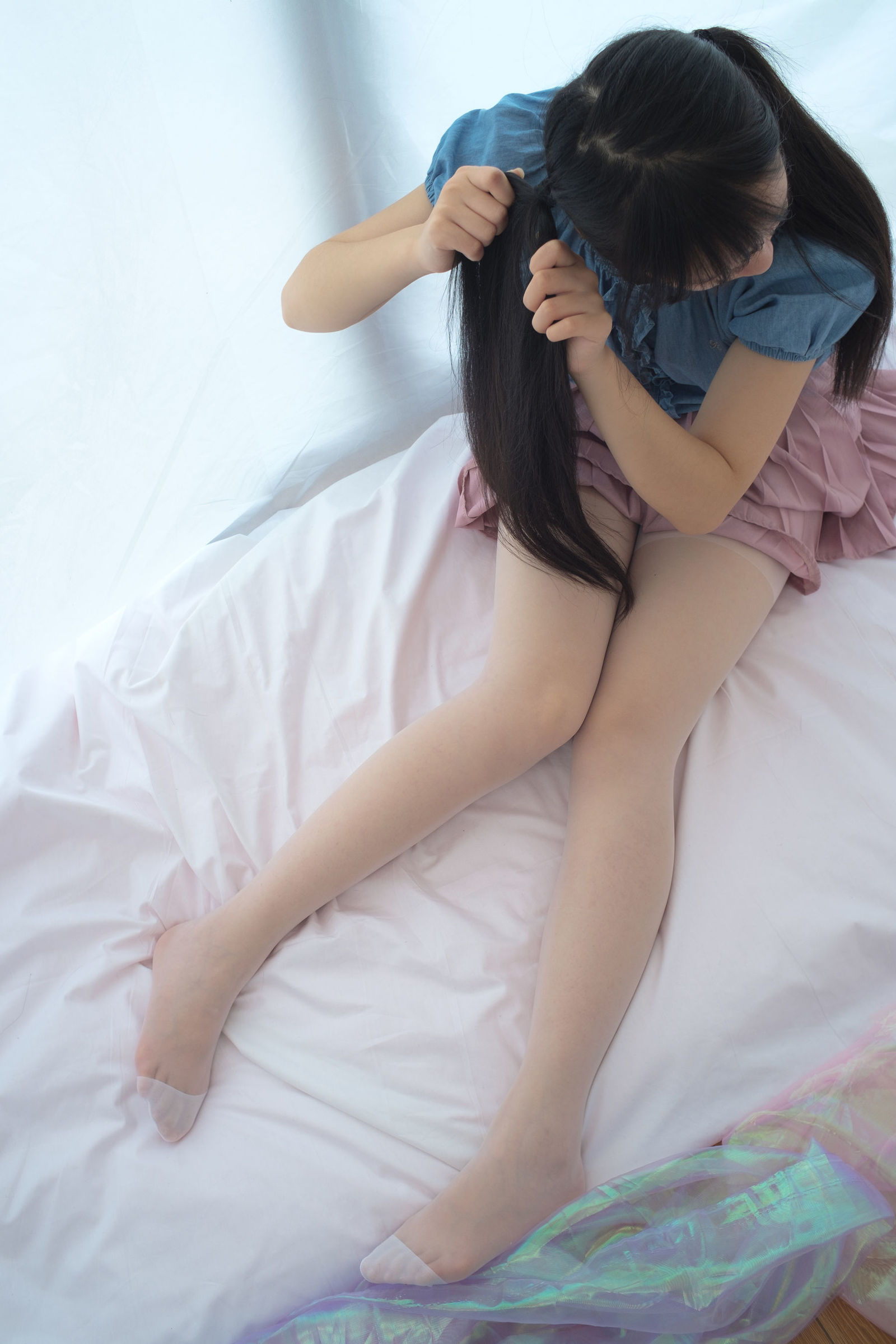 [森萝财团-萝莉丝袜写真] X-019 肉丝换白丝[103](第38页)