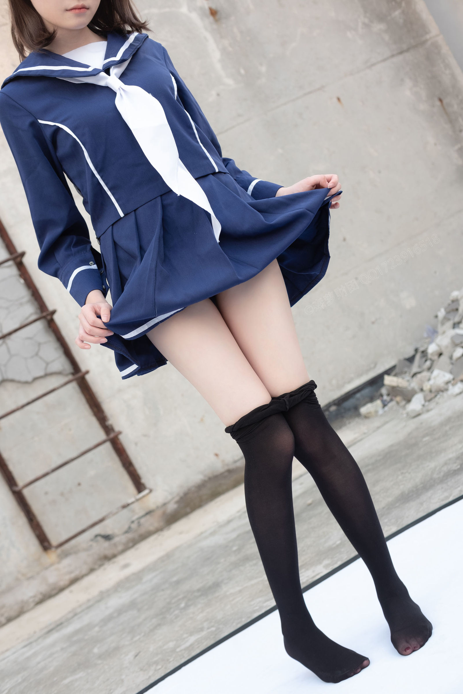 [森萝财团] X-043 天台黑丝水手服 萝莉丝袜写真套图[110](第53页)