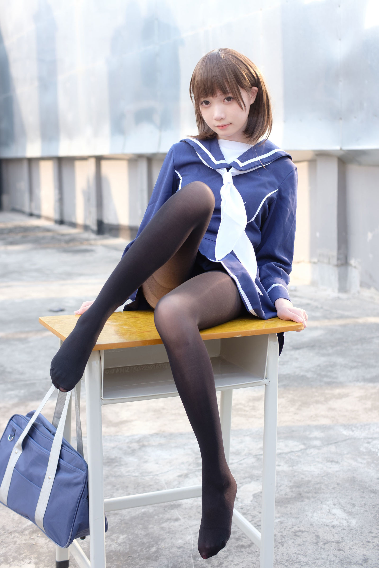 [森萝财团] X-043 天台黑丝水手服 萝莉丝袜写真套图[110](第57页)