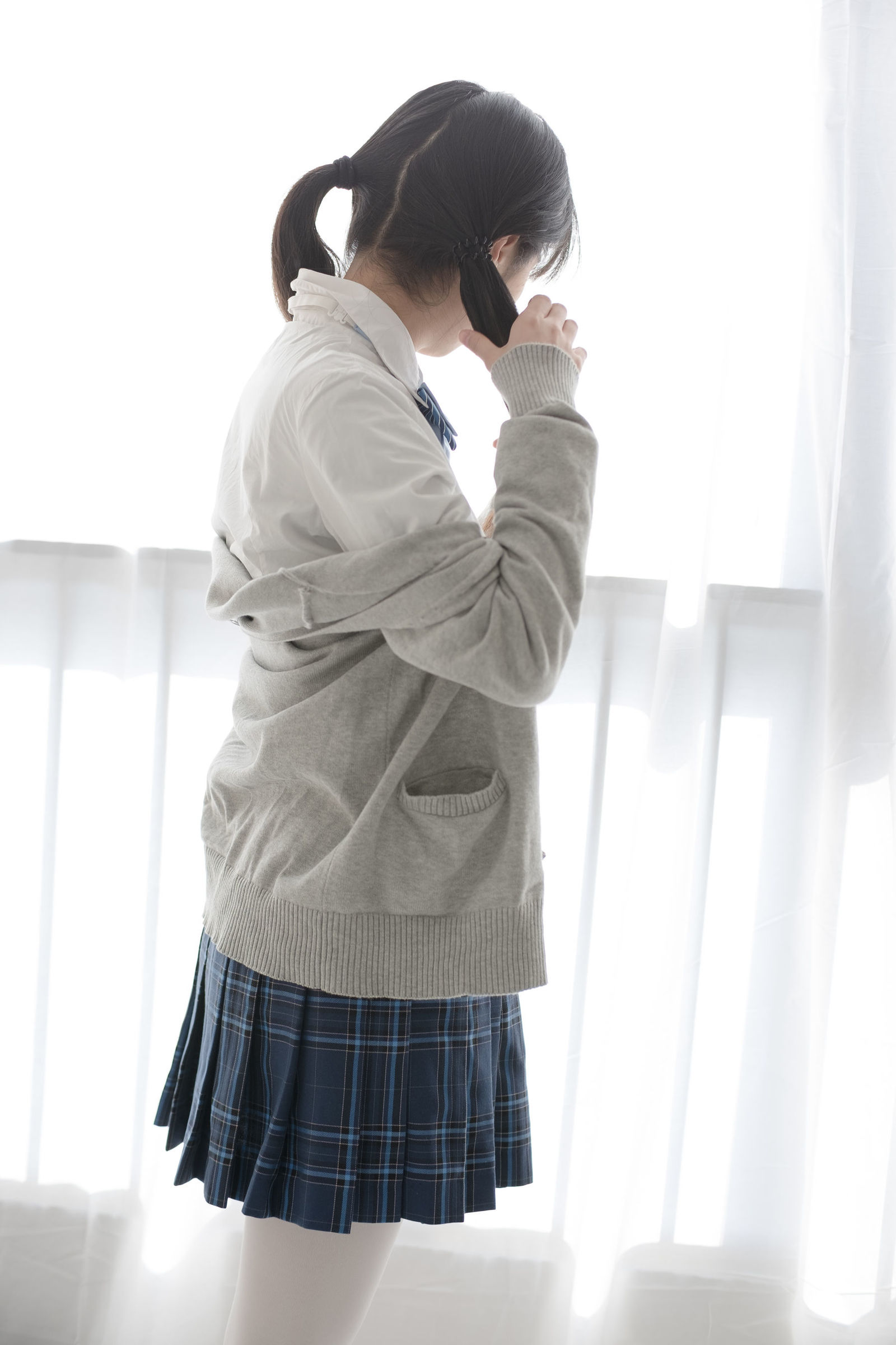 [森萝财团] R15-047 心中的白丝 萝莉丝袜写真套图[114](第34页)