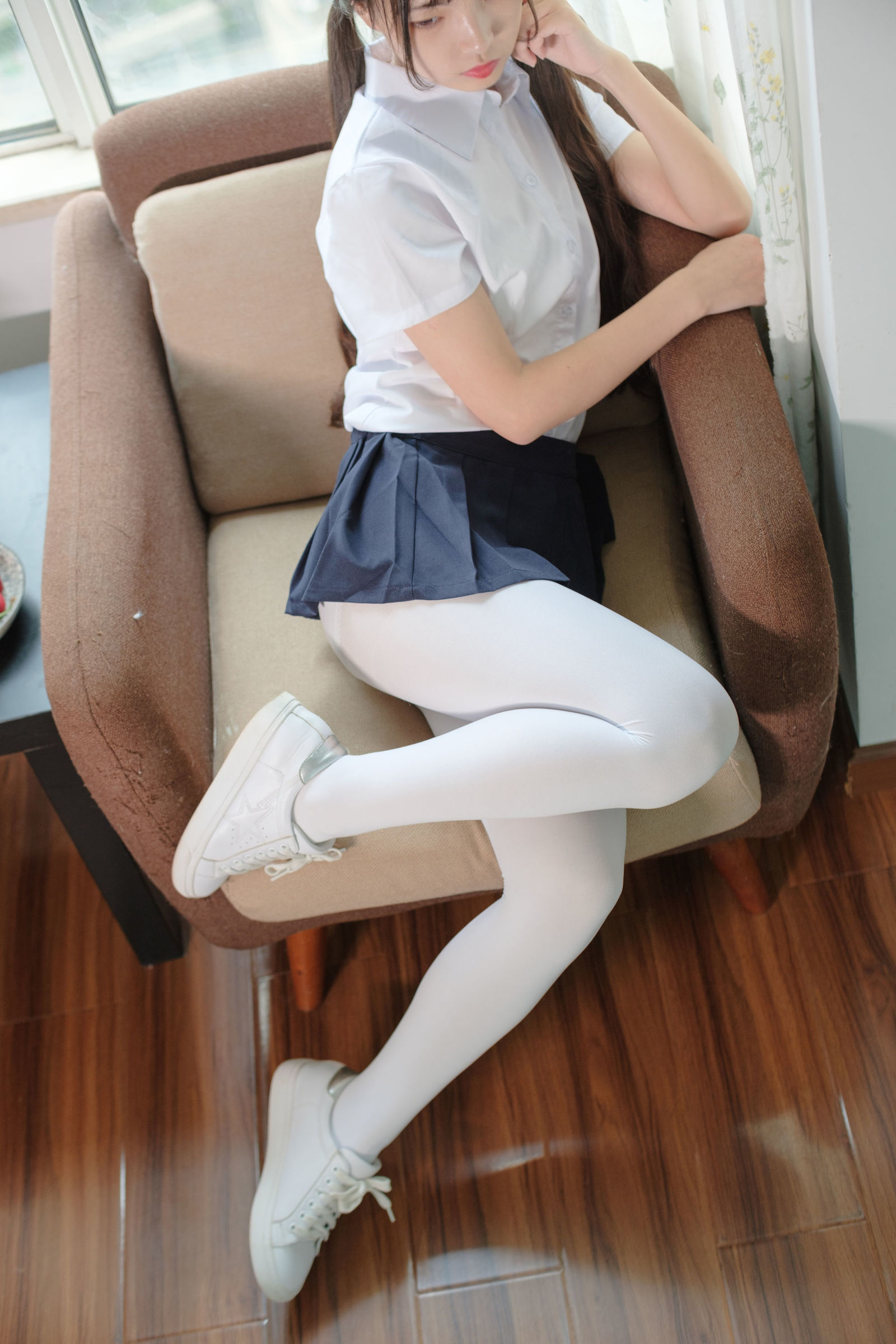 [森萝财团] X-034 JK白丝清纯小妹 萝莉丝袜写真套图[83](第35页)