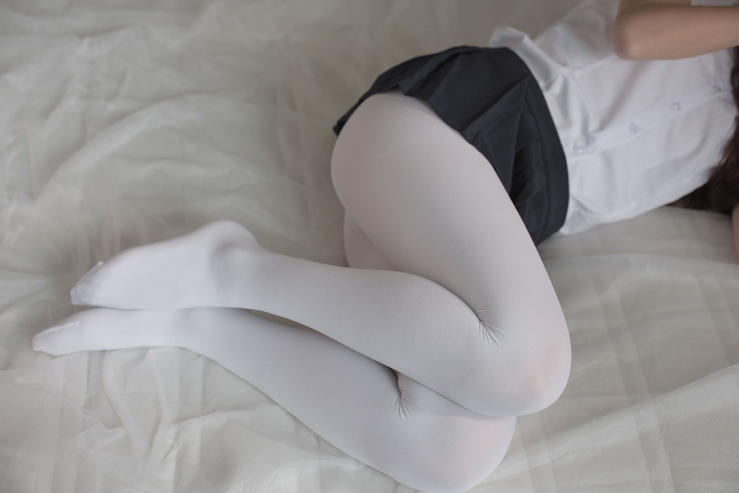 [森萝财团] X-034 JK白丝清纯小妹 萝莉丝袜写真套图[83](第52页)