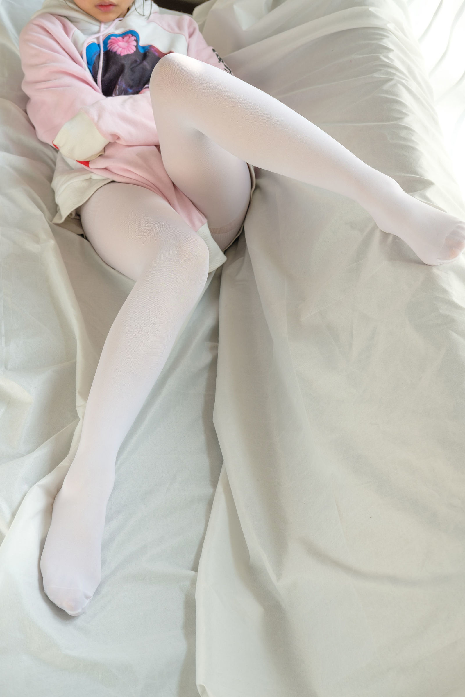 [森萝财团-萝莉丝袜写真] X-009 粉嫩粉嫩的丝秀[120](第46页)