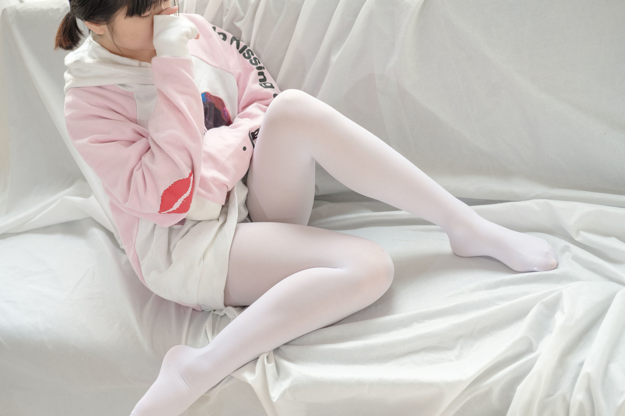 [森萝财团-萝莉丝袜写真] X-009 粉嫩粉嫩的丝秀[120](第76页)