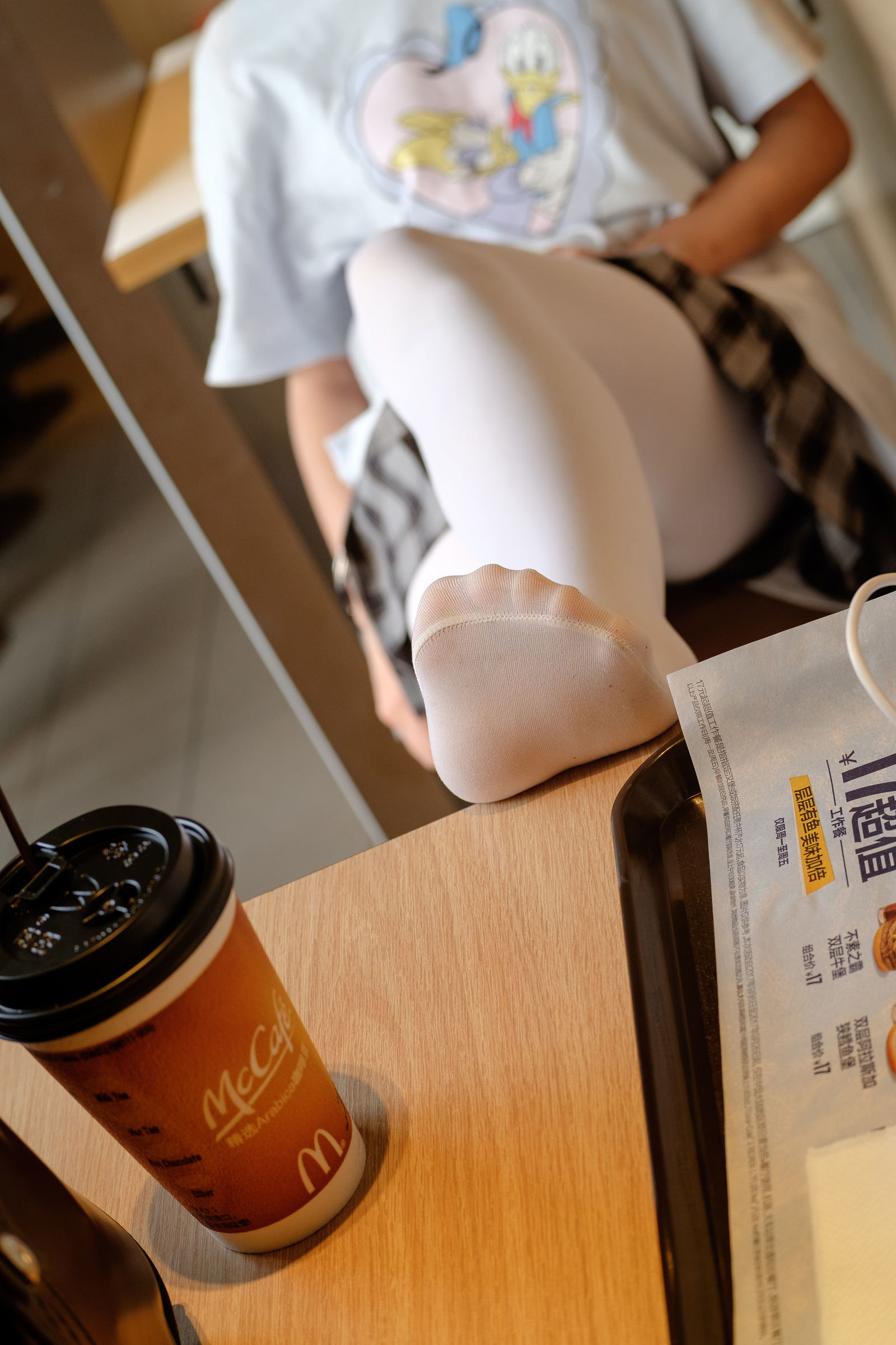[森萝财团] BETA-006 黑丝白丝外拍 萝莉丝袜写真套图[101](第83页)