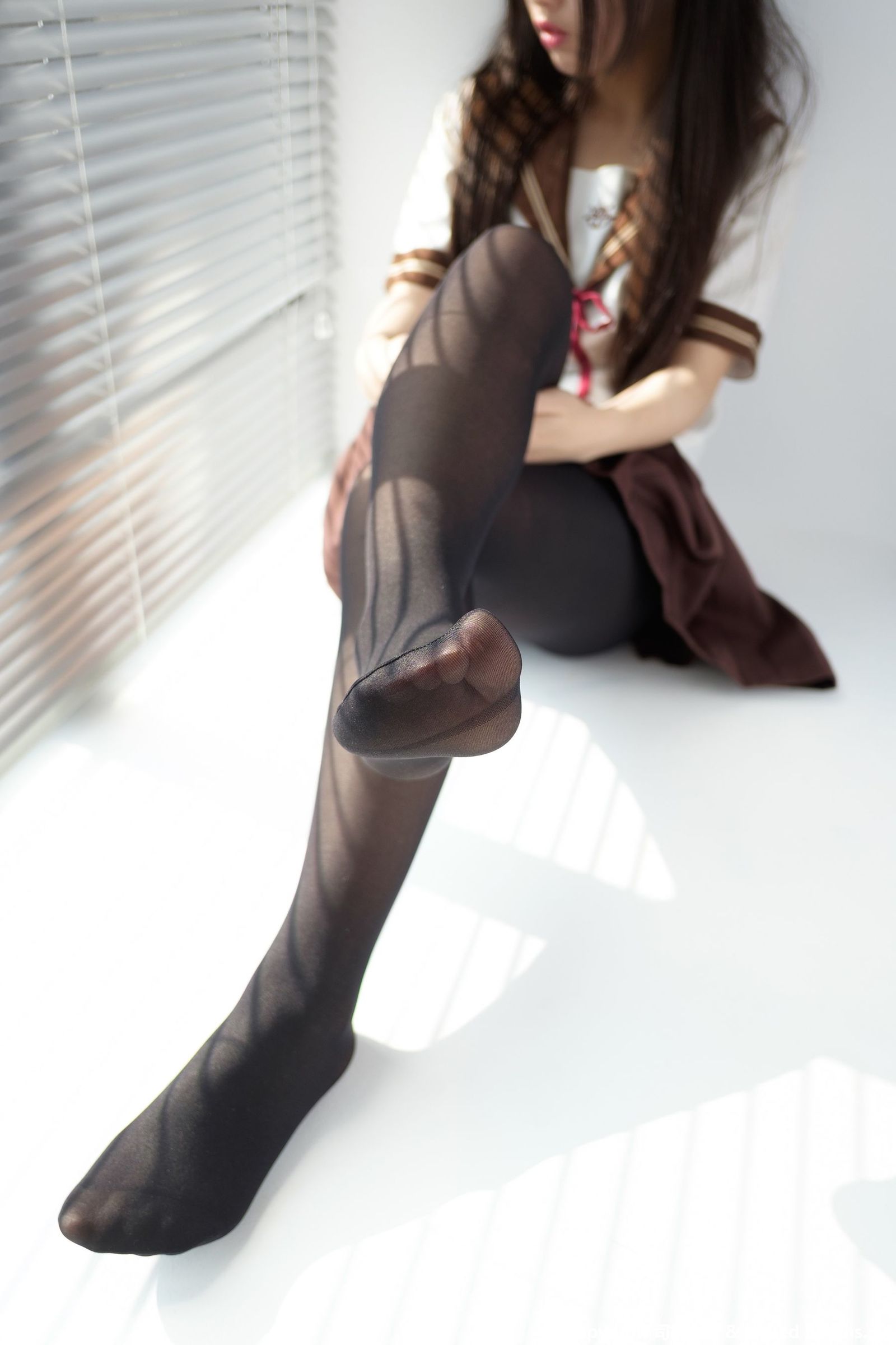 [森萝财团] BETA-011 JK黑丝美足 萝莉丝袜写真套图[68](第19页)